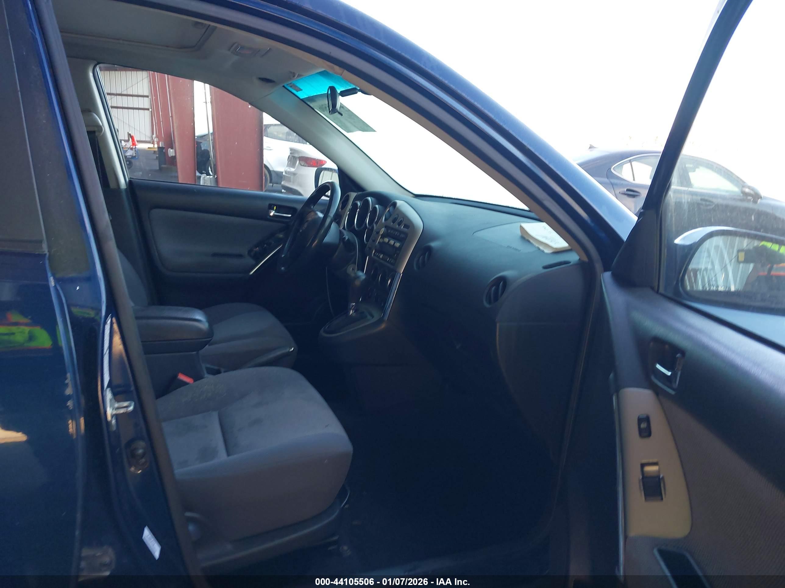 TOYOTA MATRIX image 5