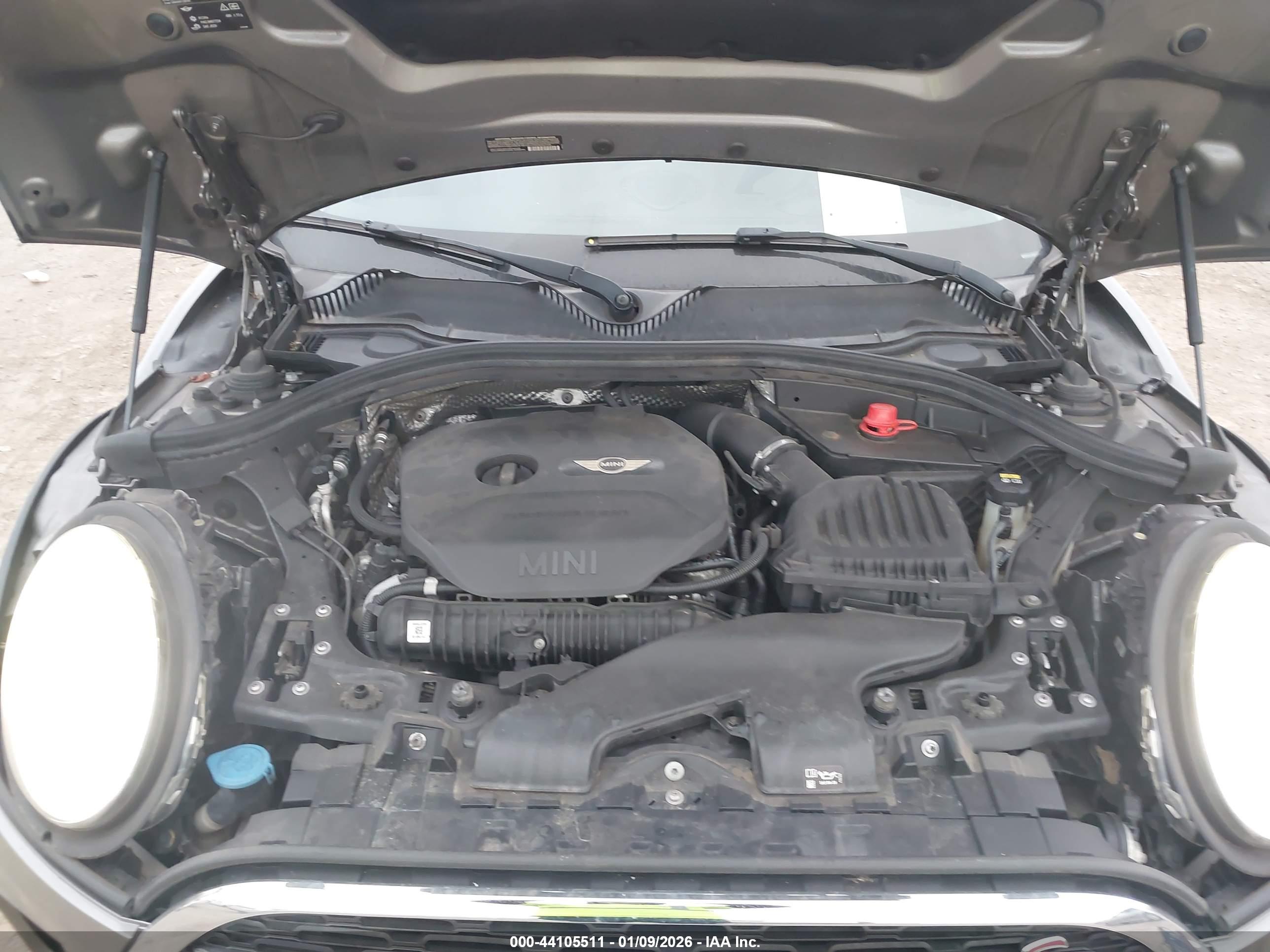 MINI CLUBMAN image 10