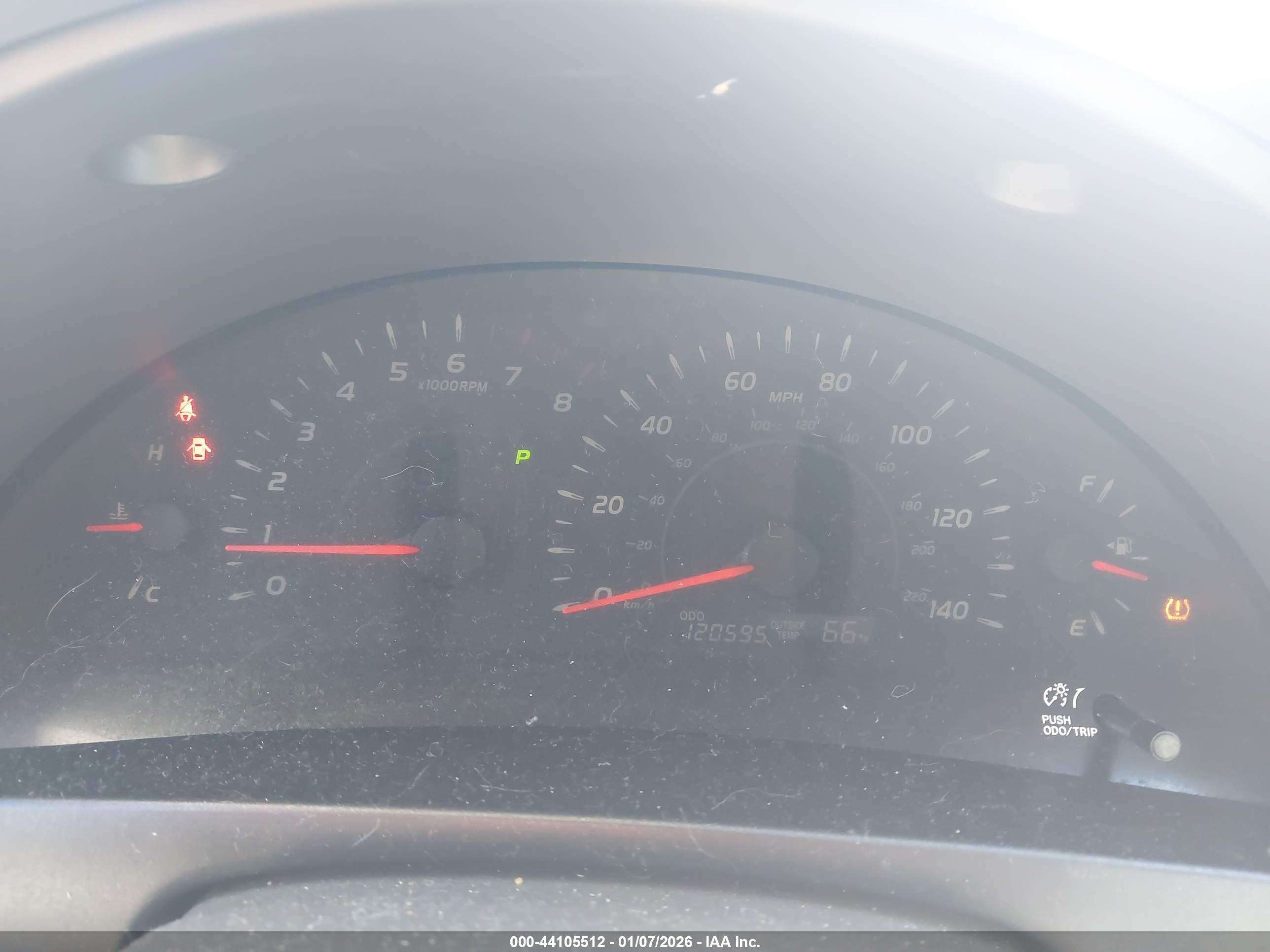 TOYOTA CAMRY image 7