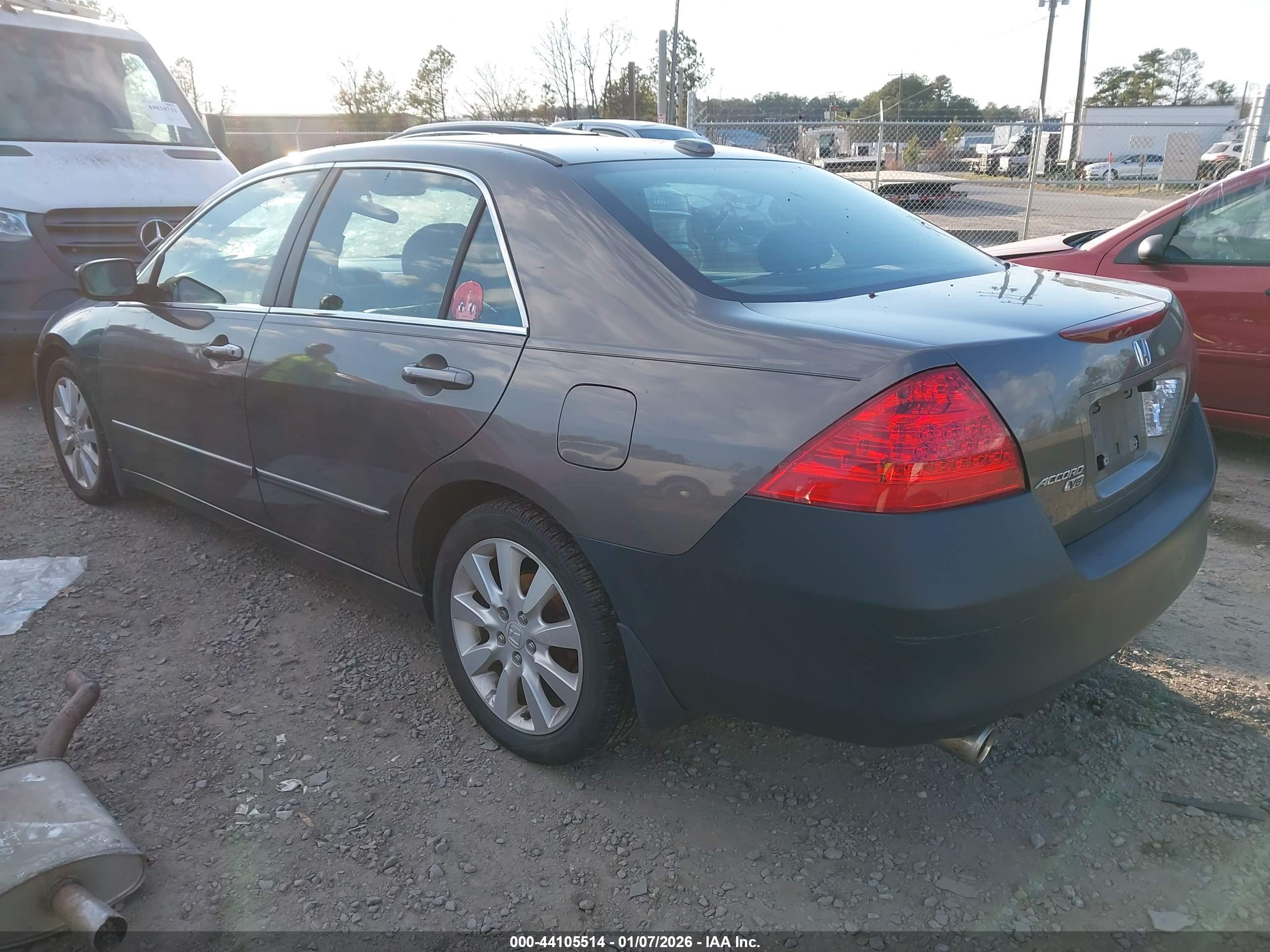 HONDA ACCORD image 3
