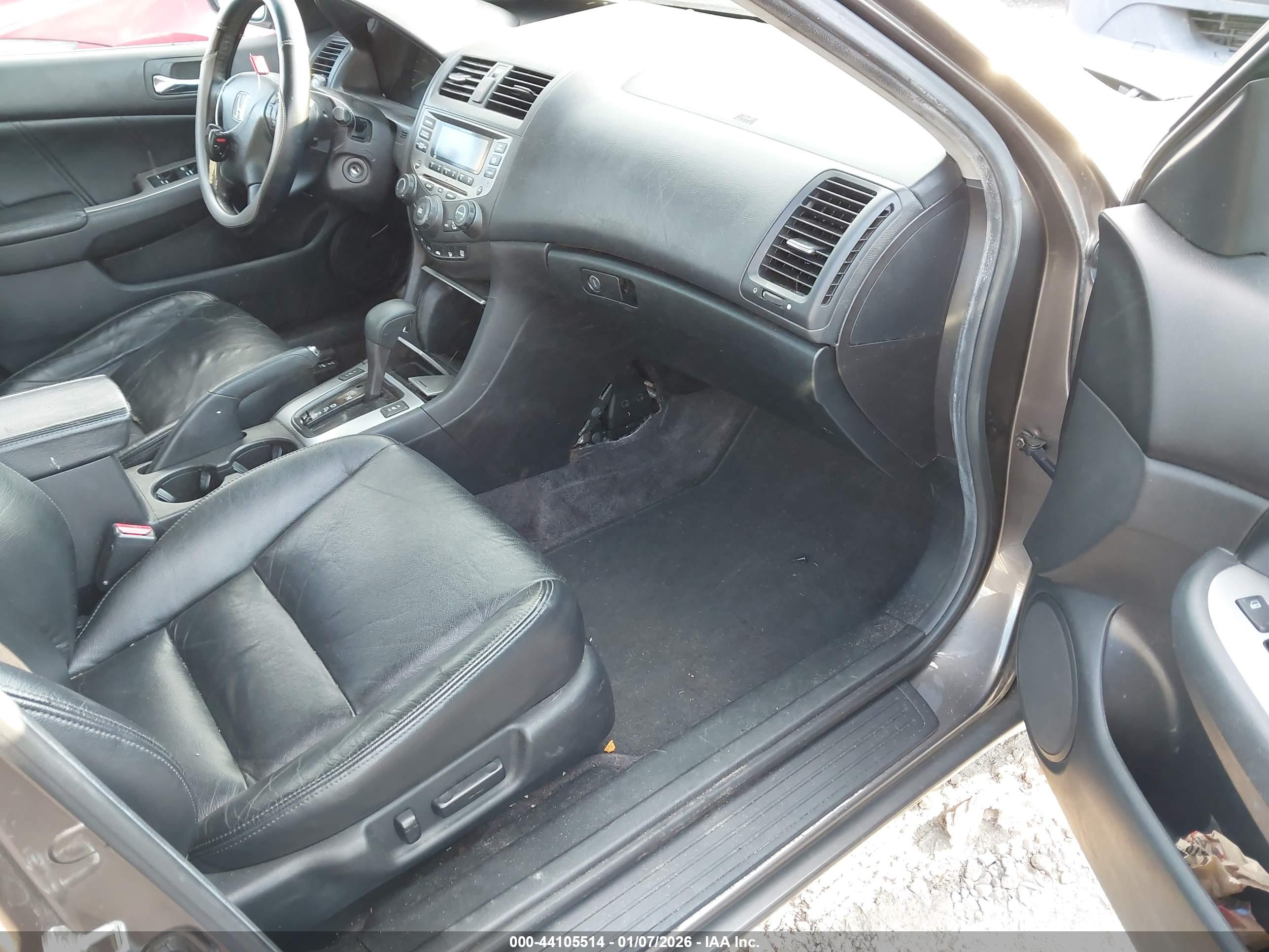 HONDA ACCORD image 5