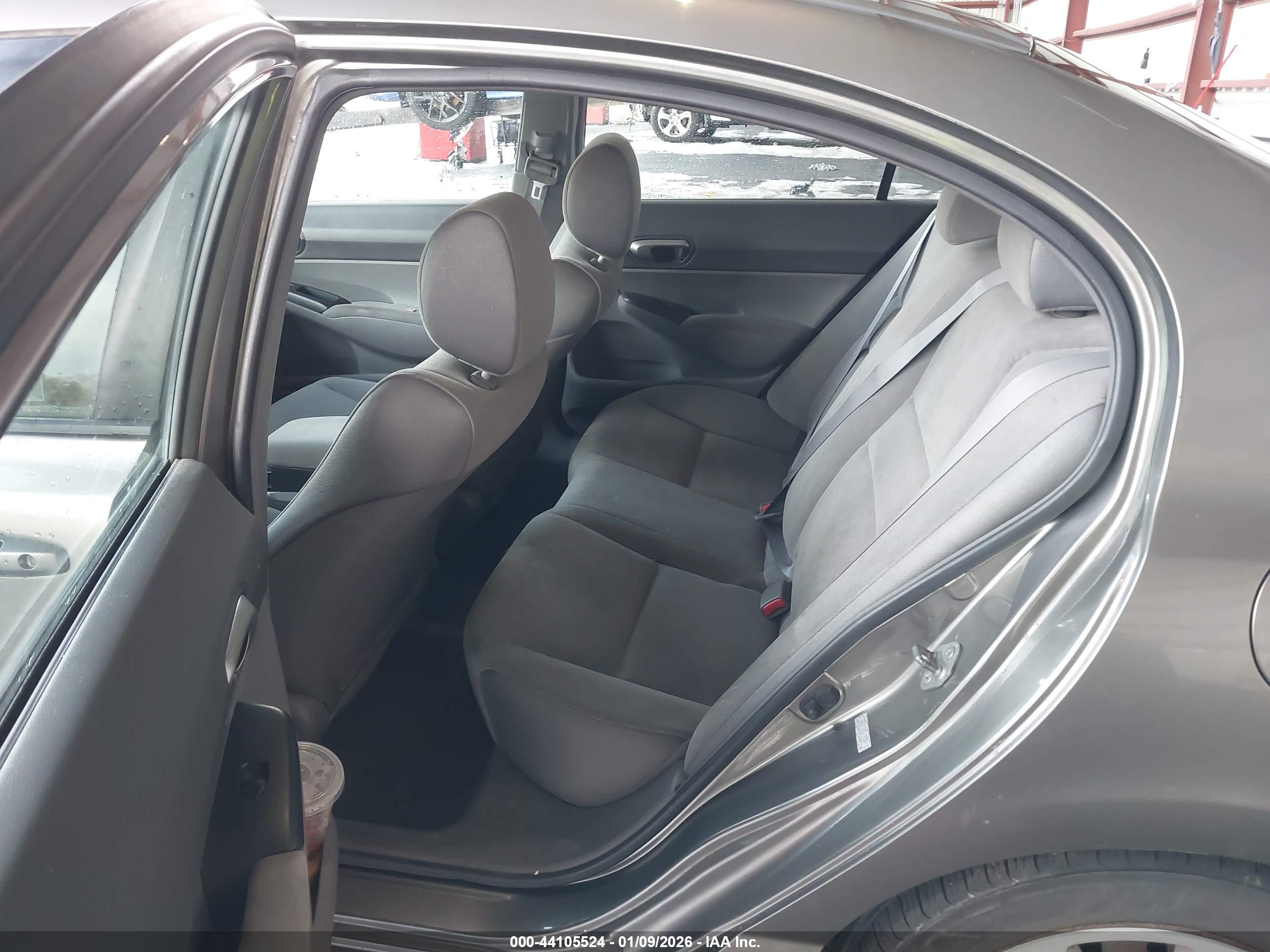 HONDA CIVIC image 8