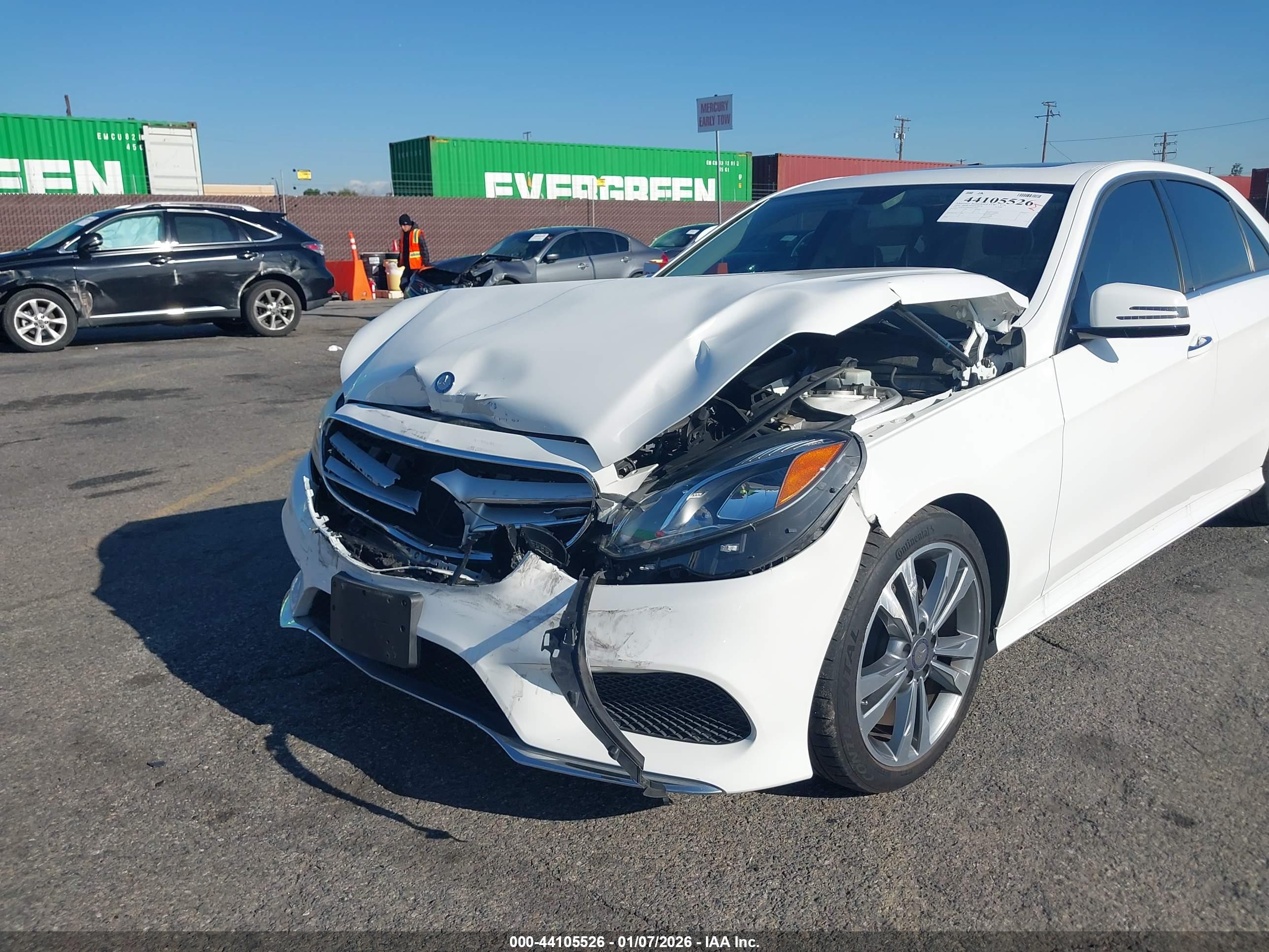 MERCEDES-BENZ E image 6