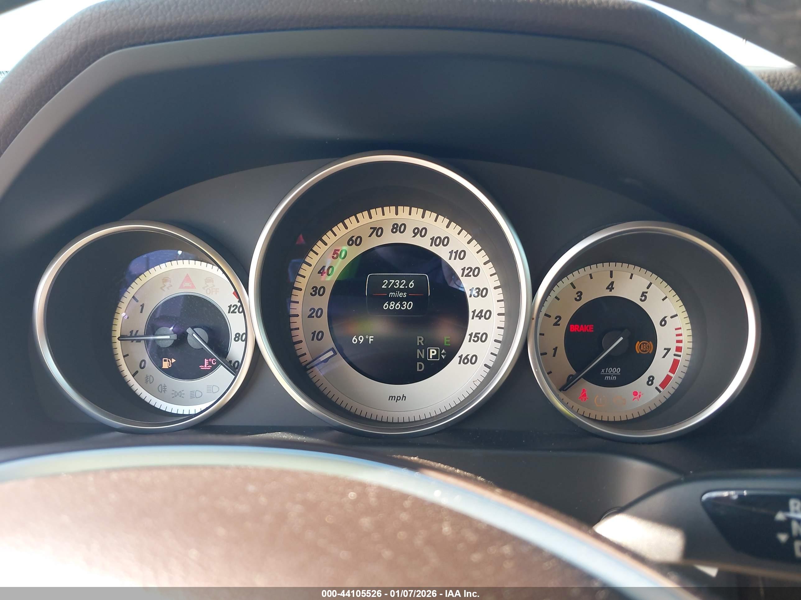 MERCEDES-BENZ E image 7