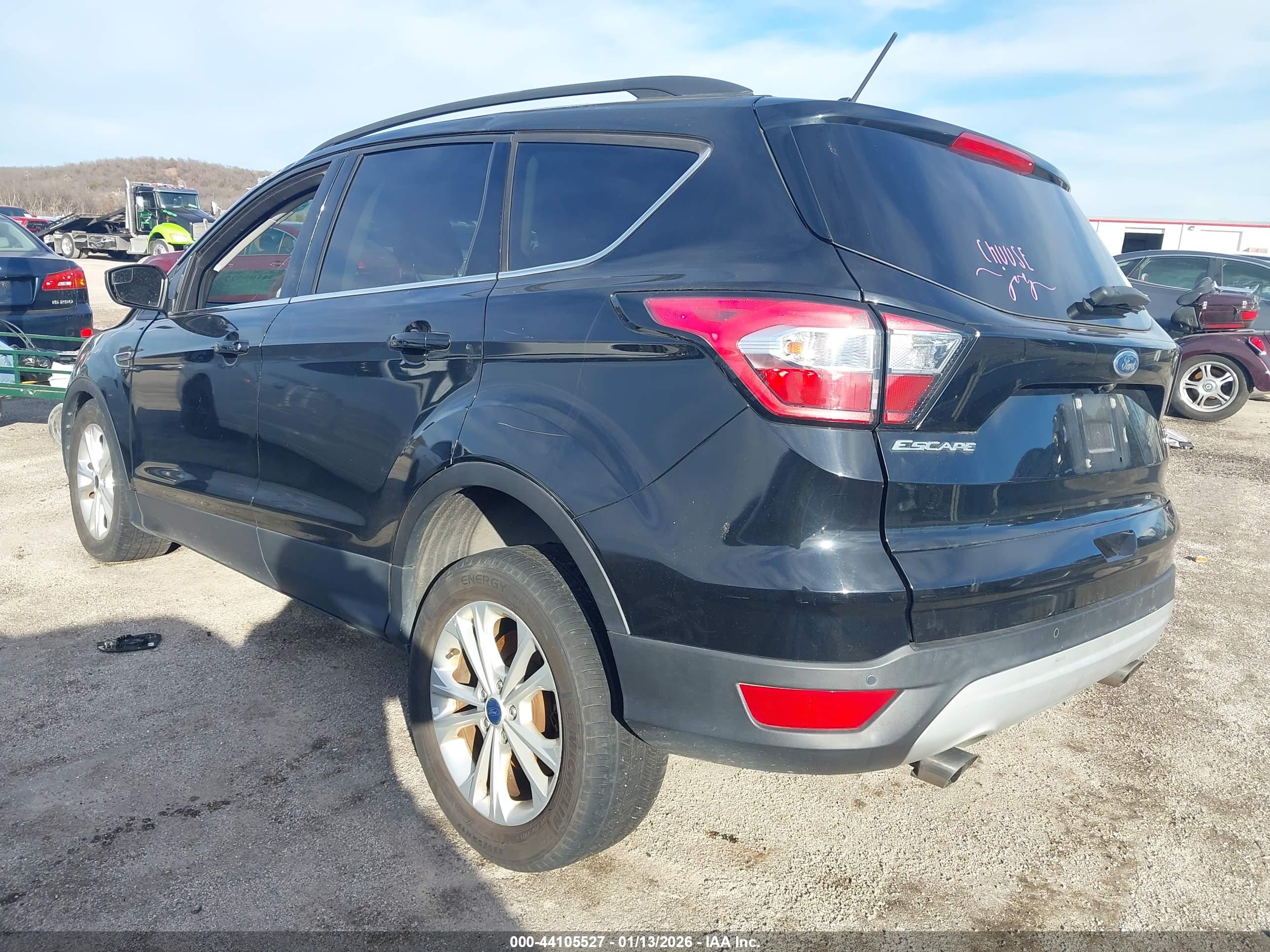 FORD ESCAPE image 3