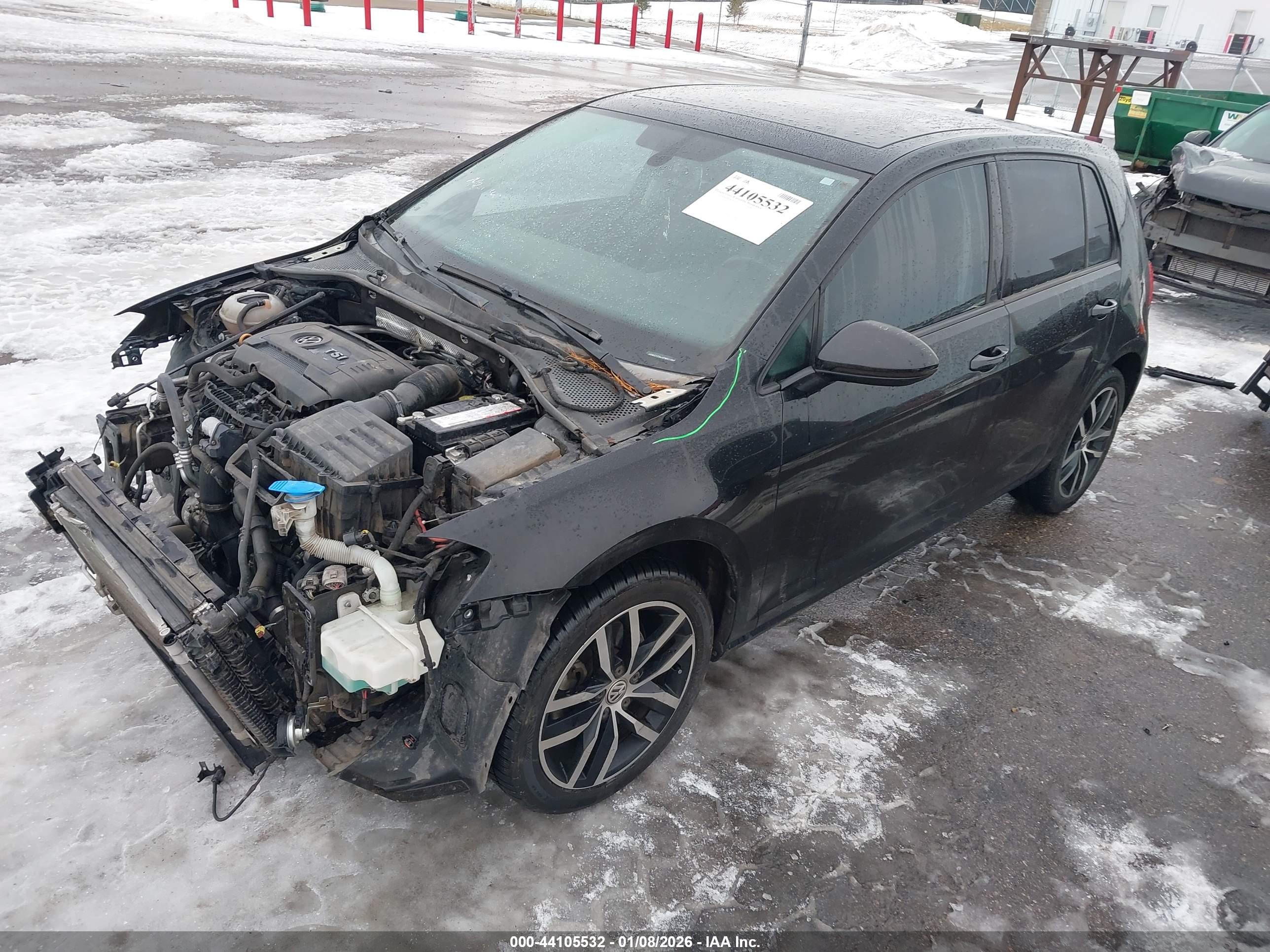 VOLKSWAGEN GOLF image 2