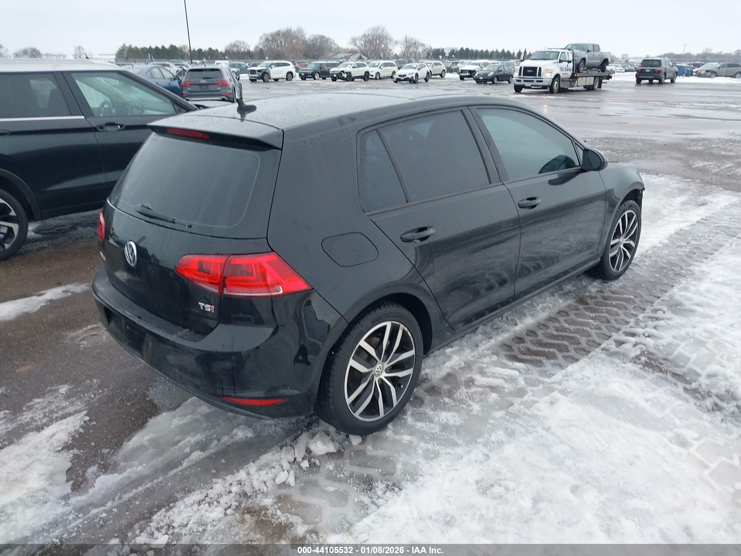 VOLKSWAGEN GOLF image 4