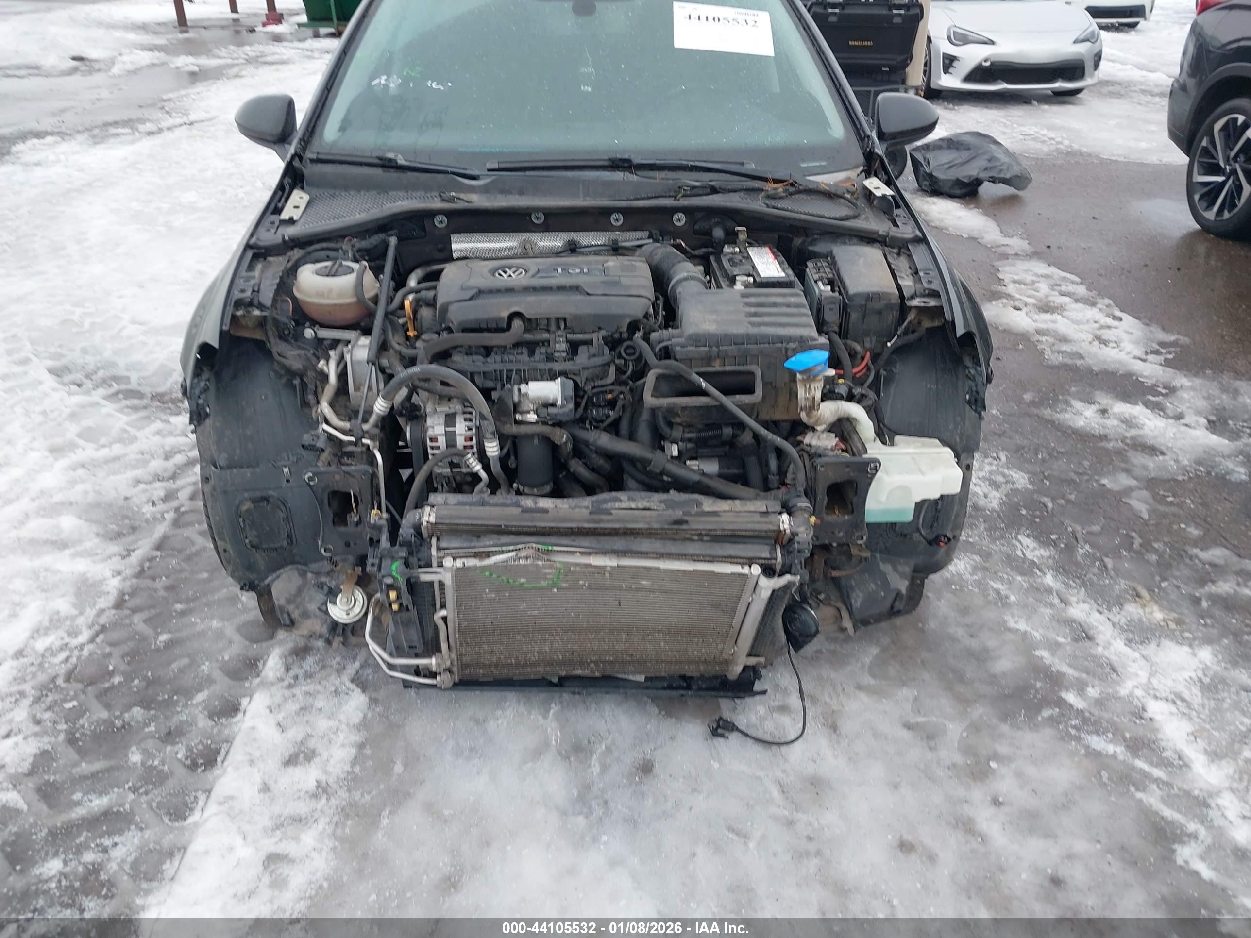 VOLKSWAGEN GOLF image 6