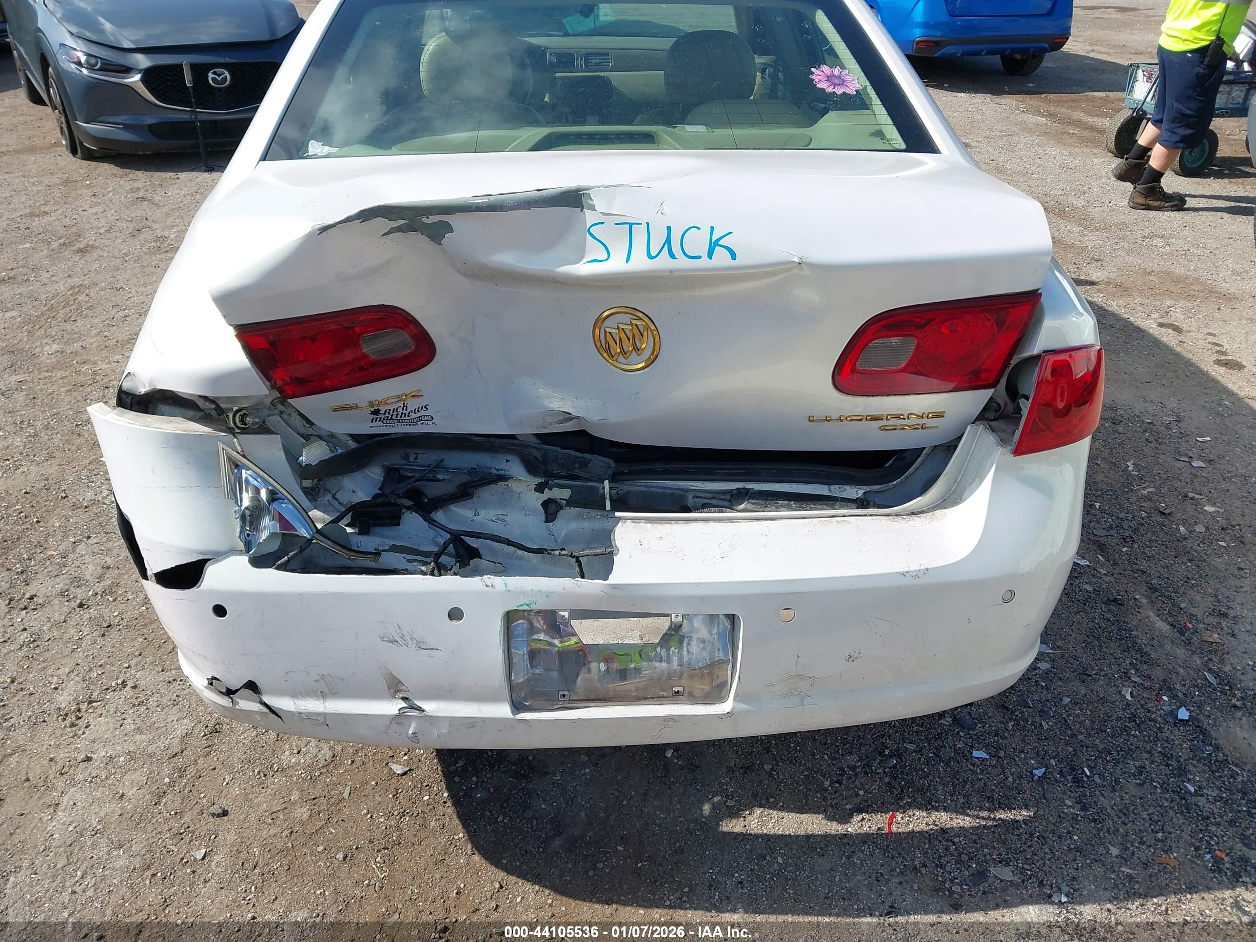 BUICK LUCERNE image 6