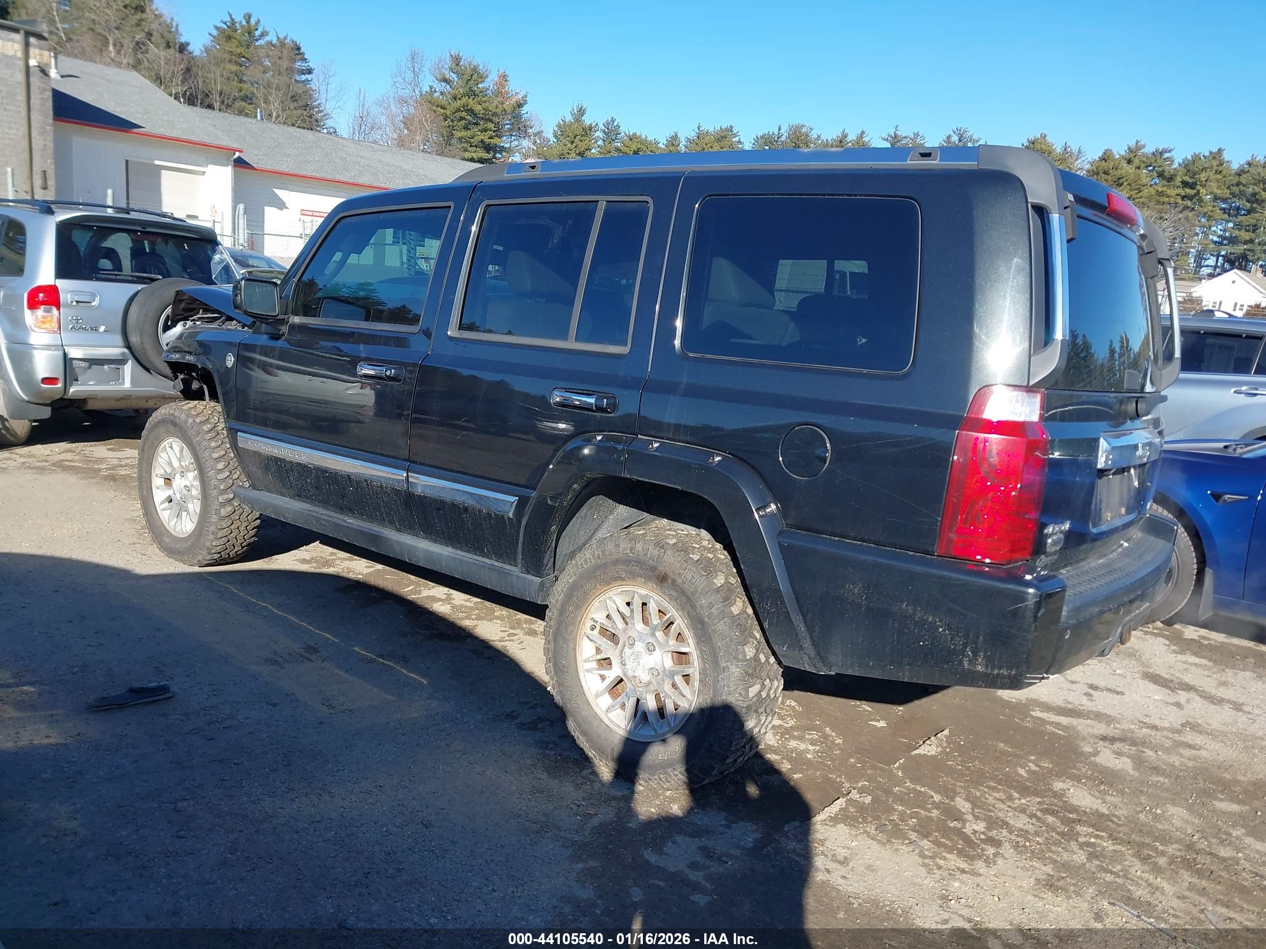 JEEP COMMANDER image 3