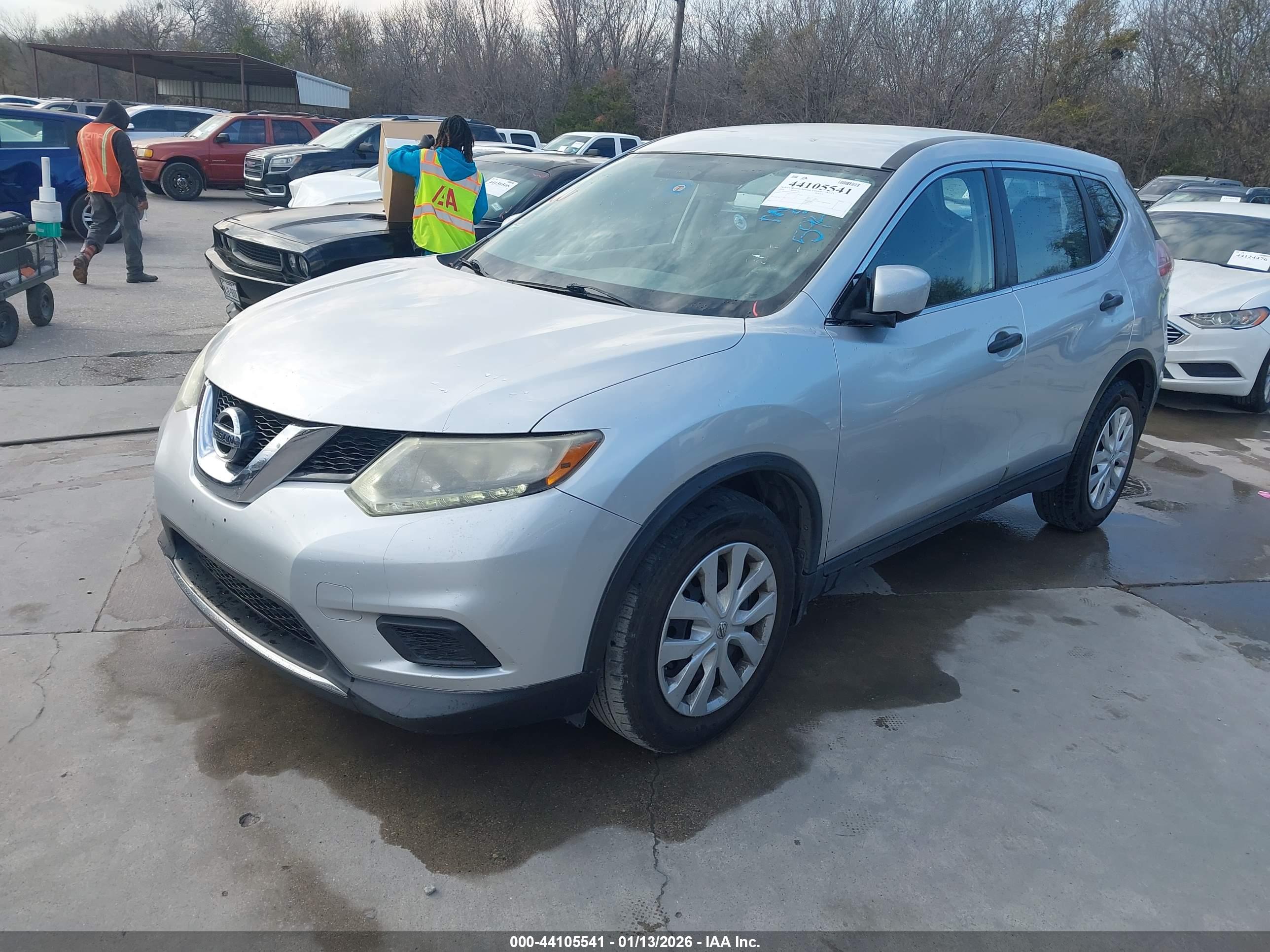 NISSAN ROGUE image 2