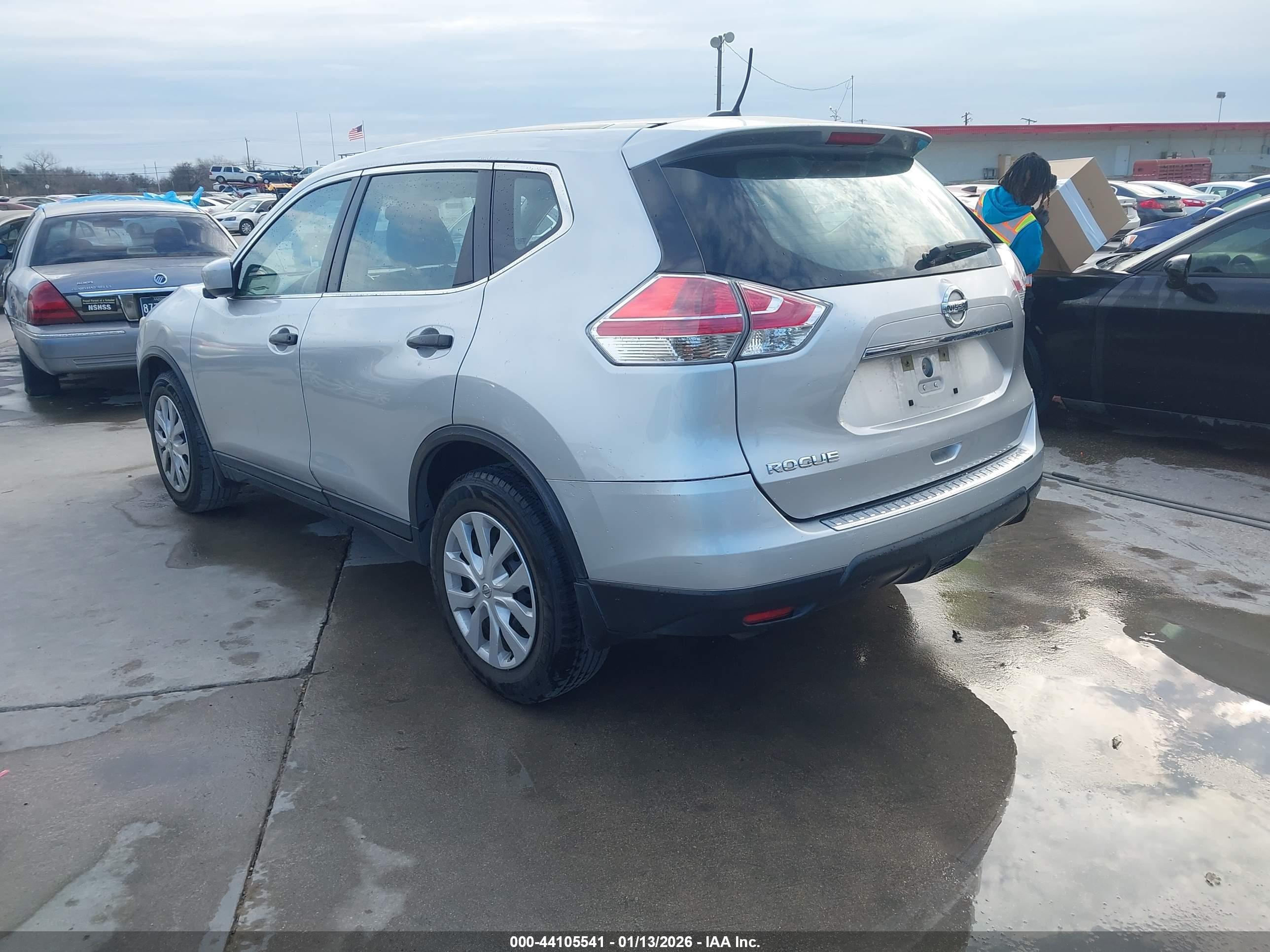 NISSAN ROGUE image 3
