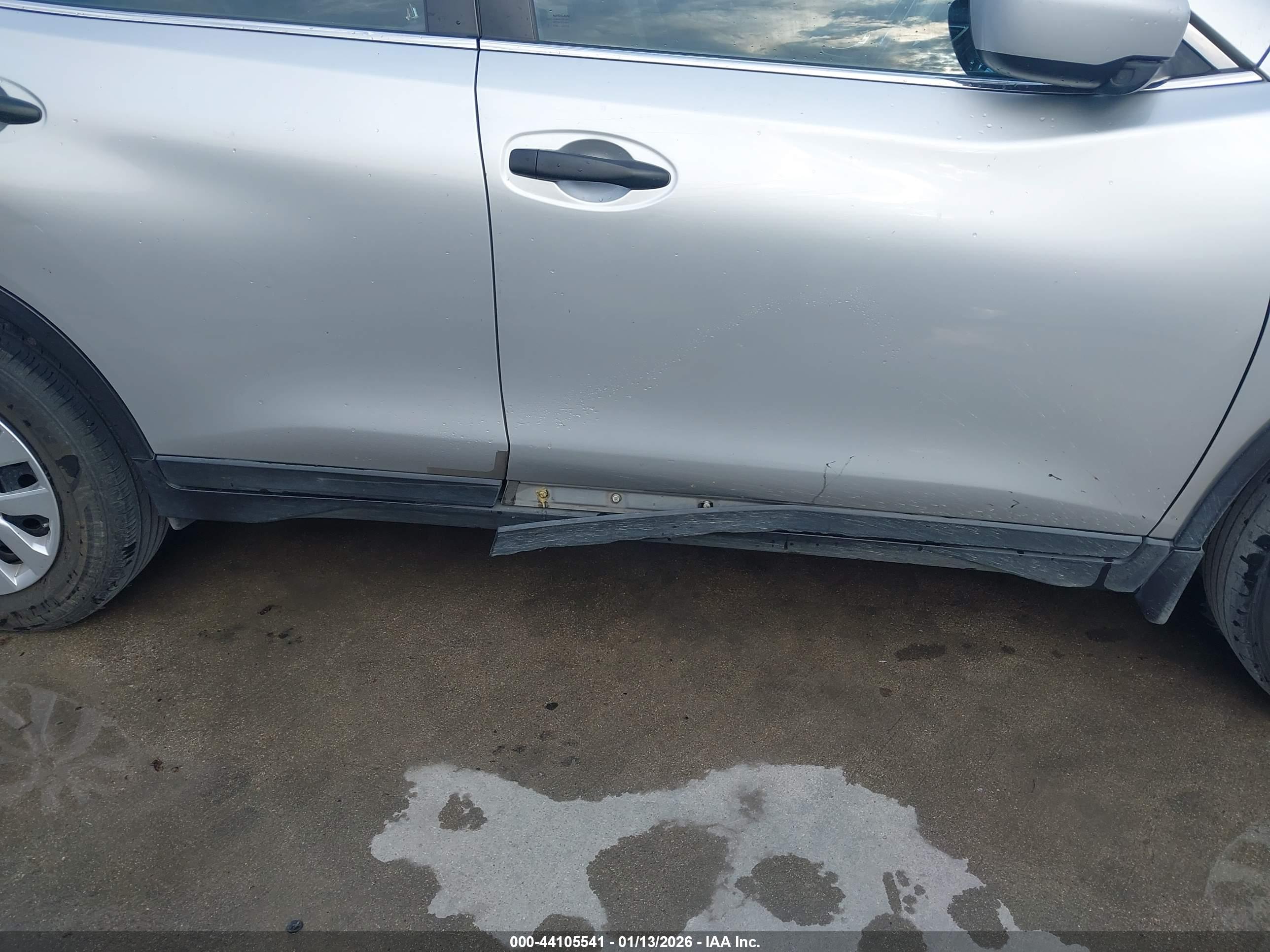NISSAN ROGUE image 6