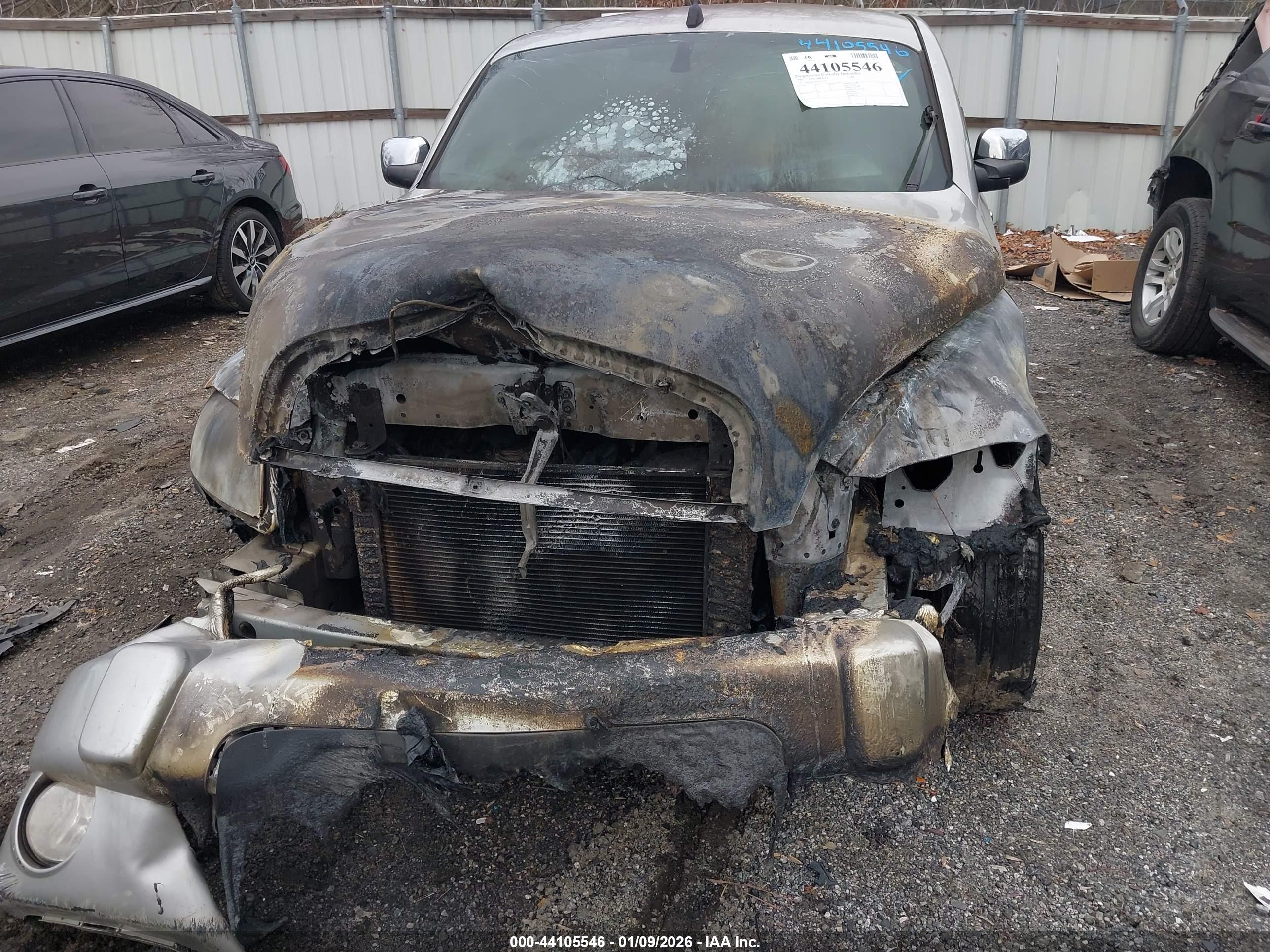 CHEVROLET HHR image 6