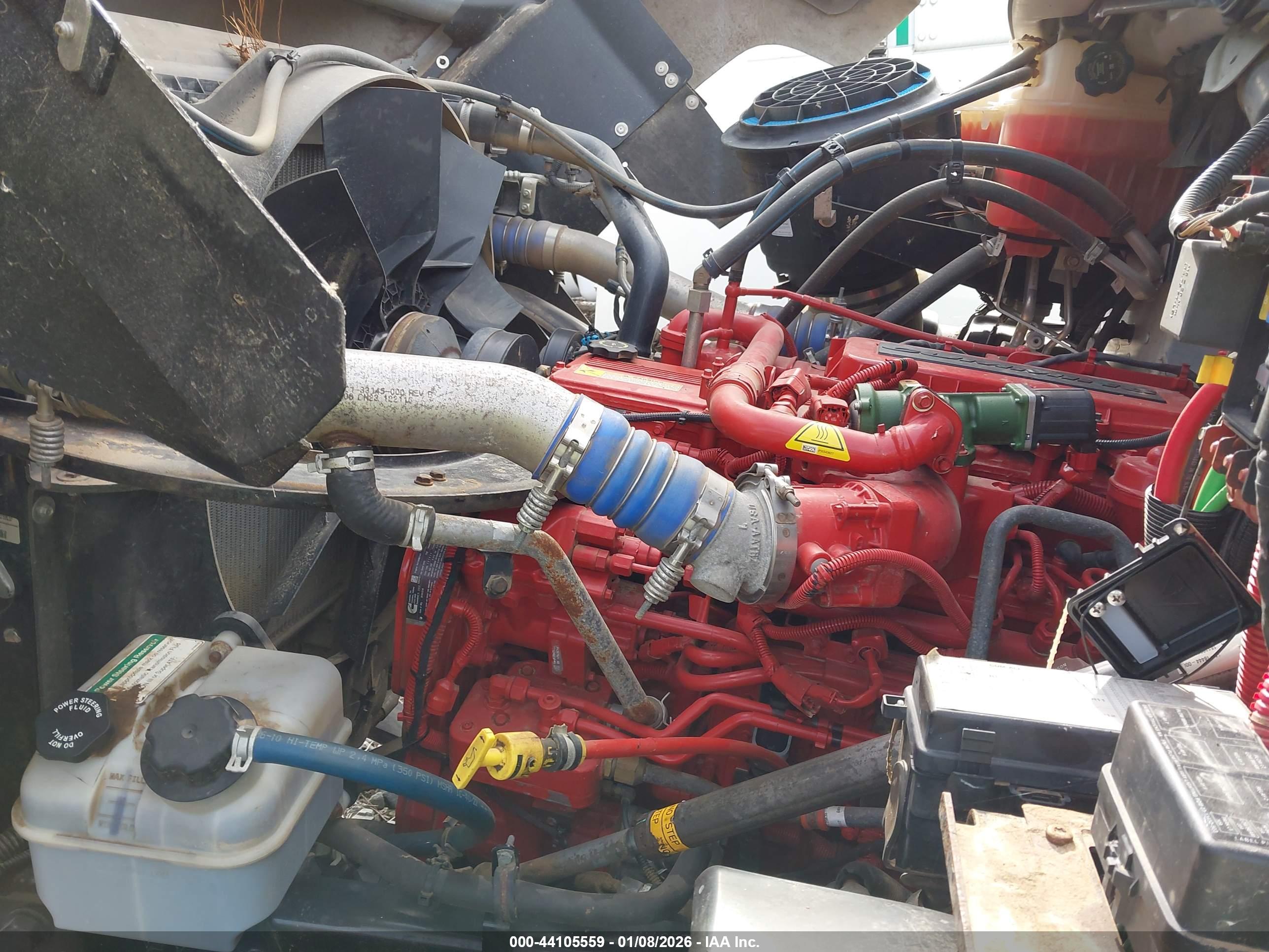 FREIGHTLINER 114SD image 10
