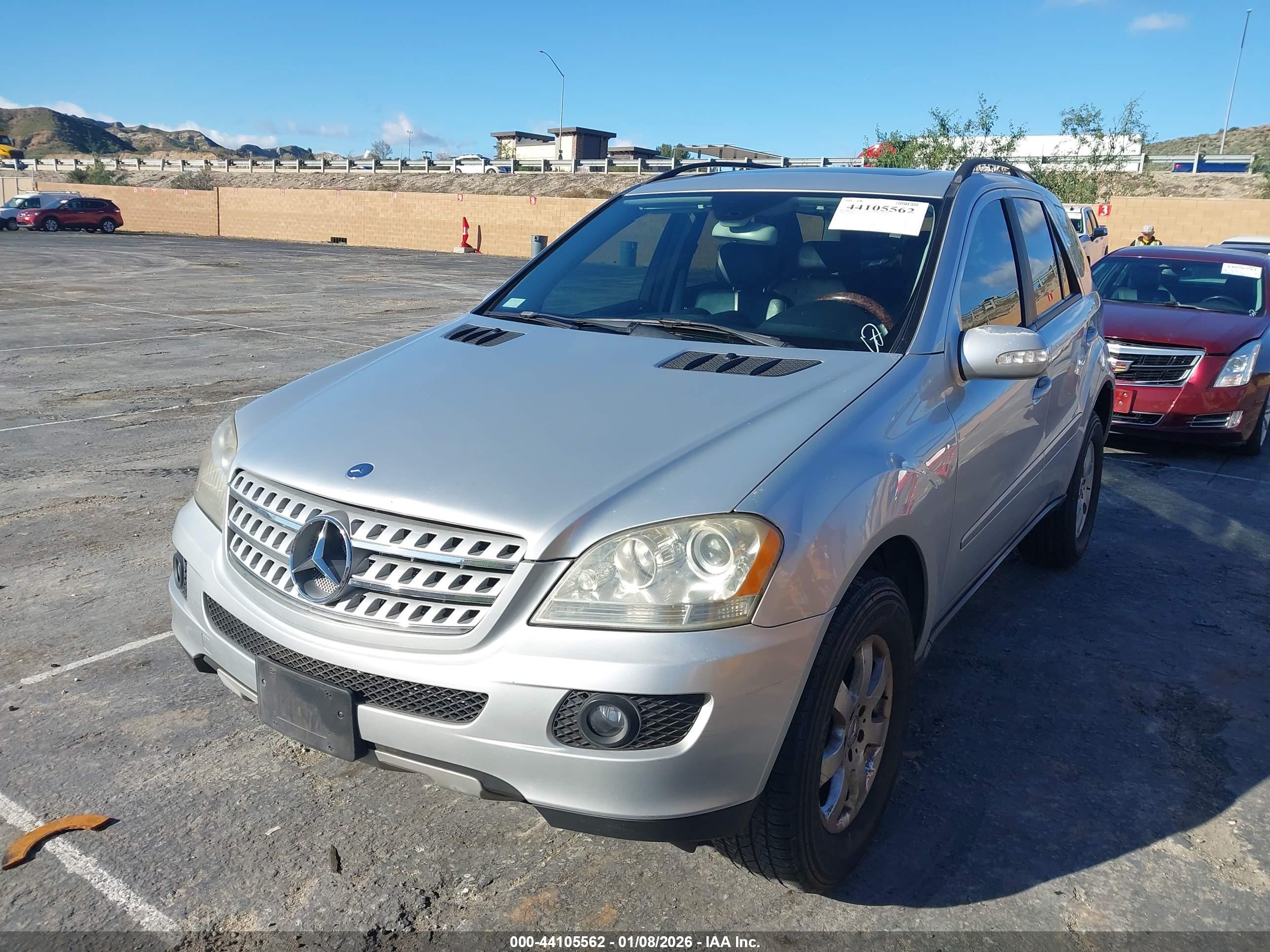MERCEDES-BENZ ML image 2