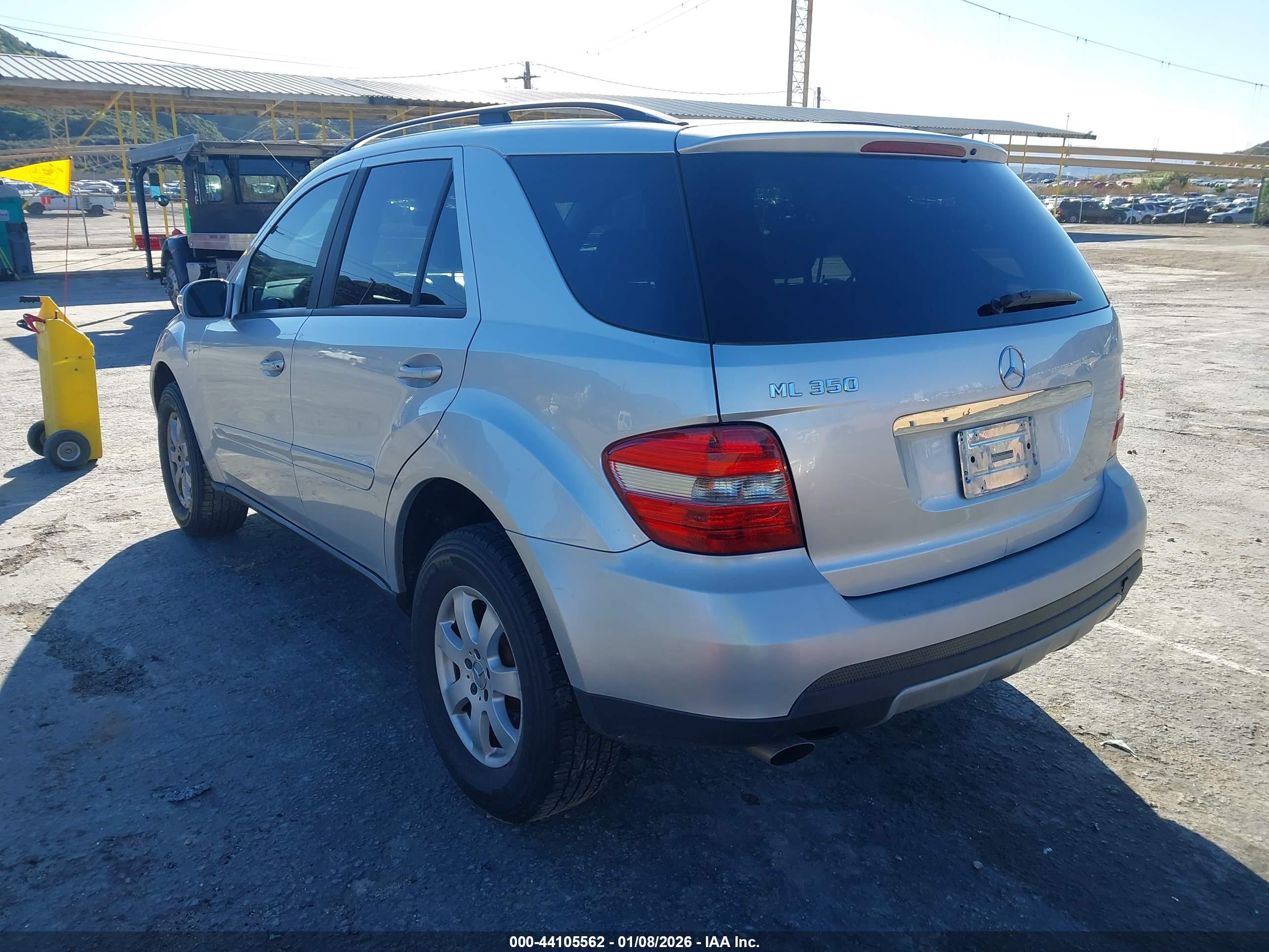 MERCEDES-BENZ ML image 3