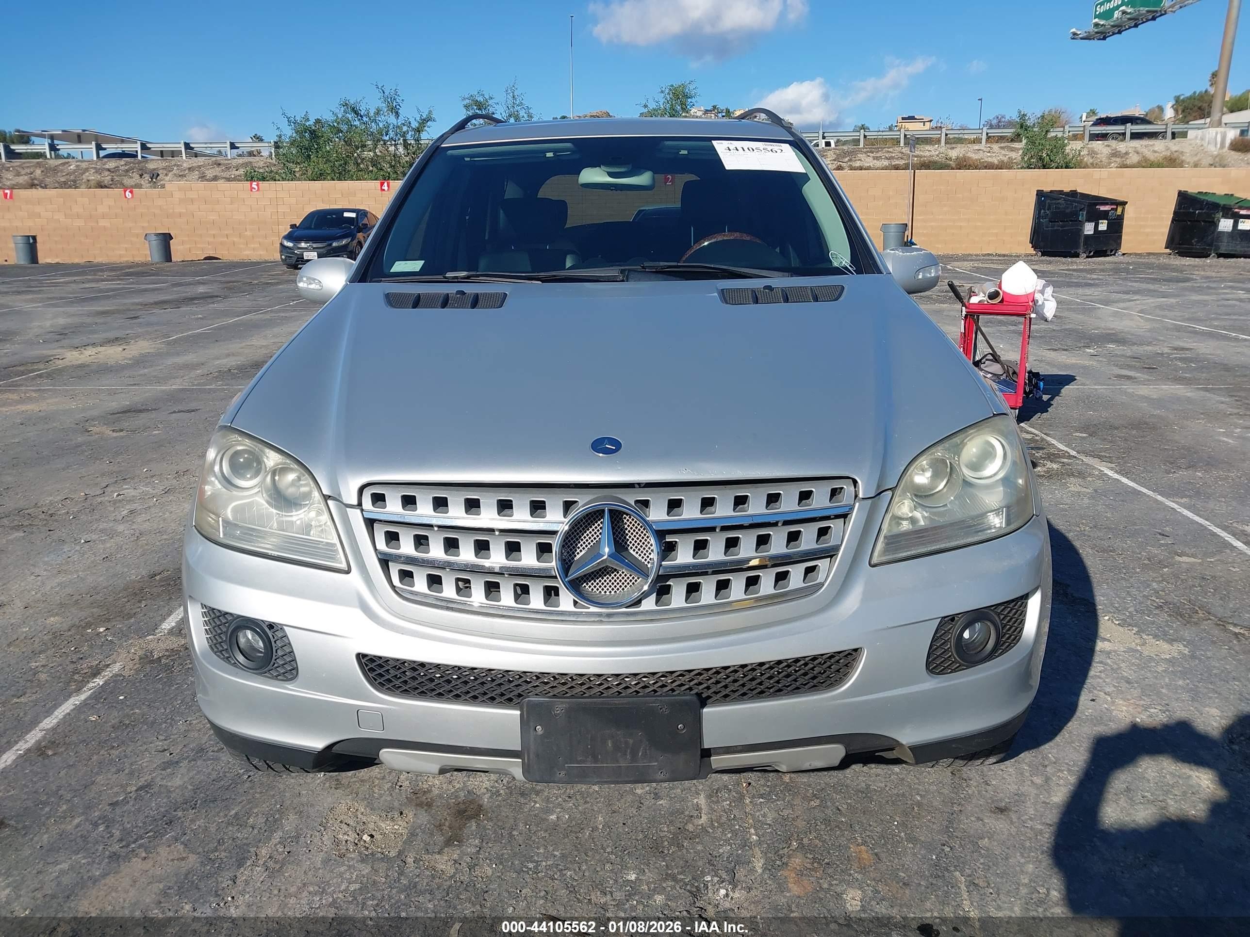 MERCEDES-BENZ ML image 6