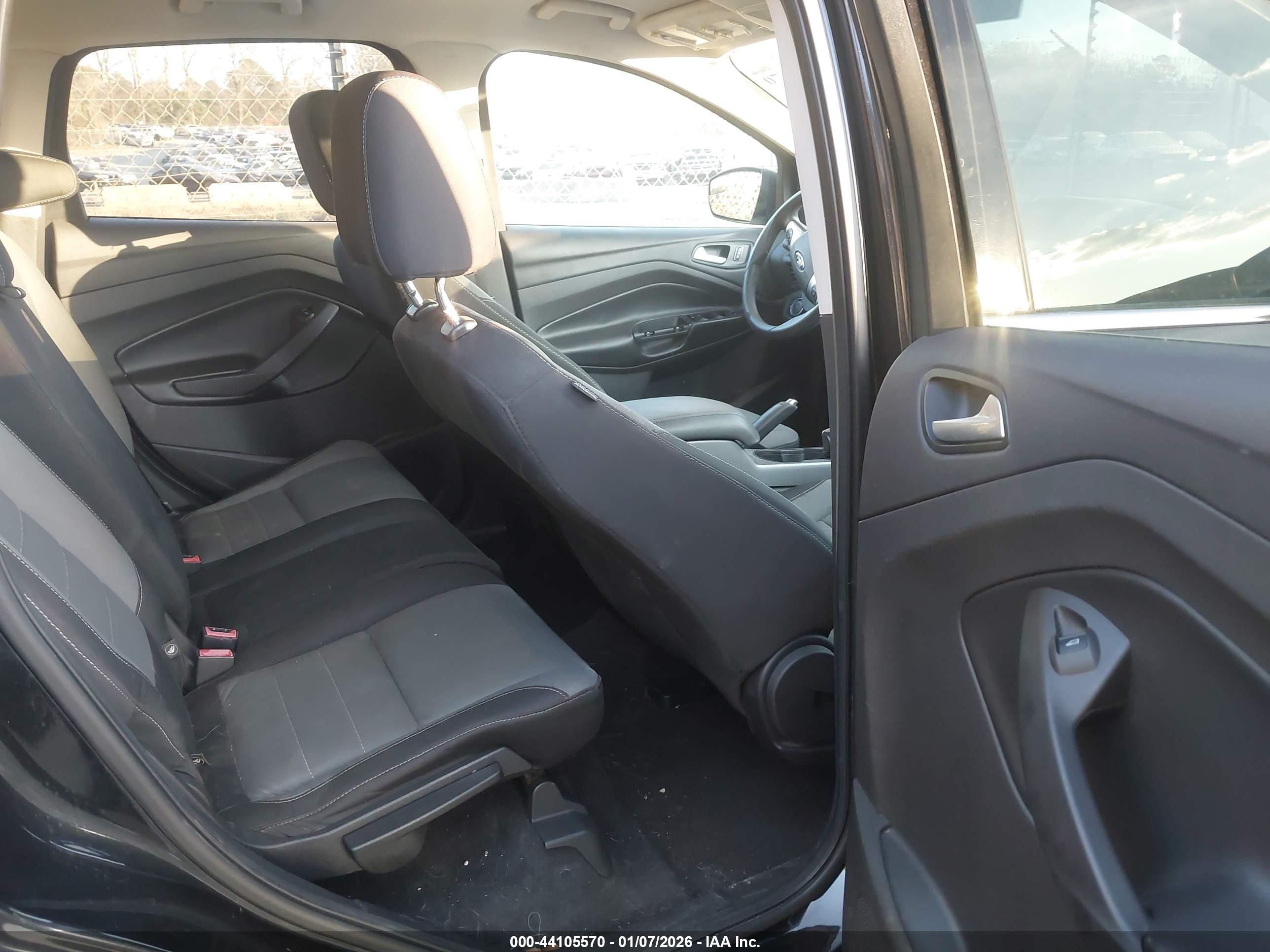 FORD ESCAPE image 8