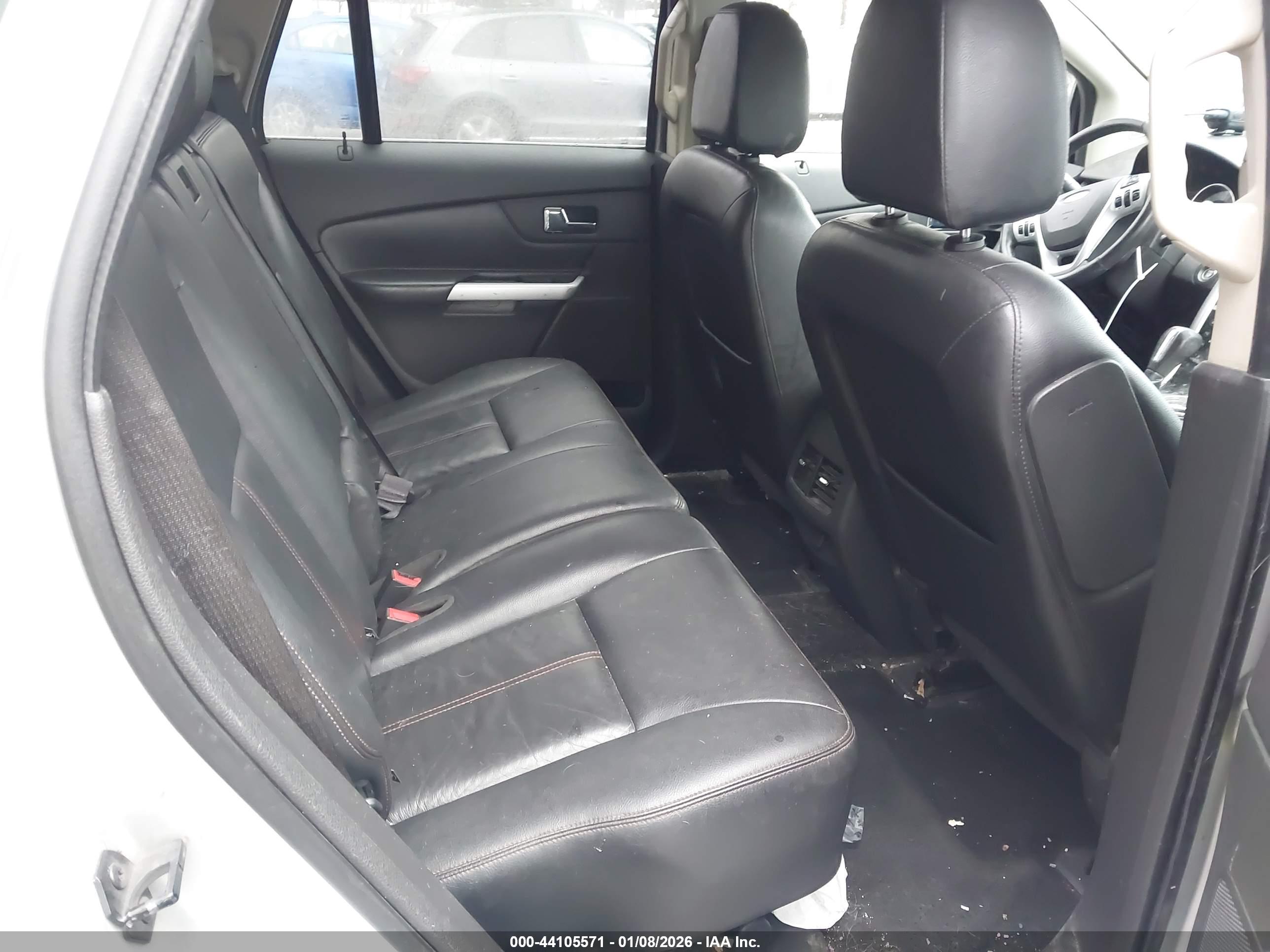 FORD EDGE image 8