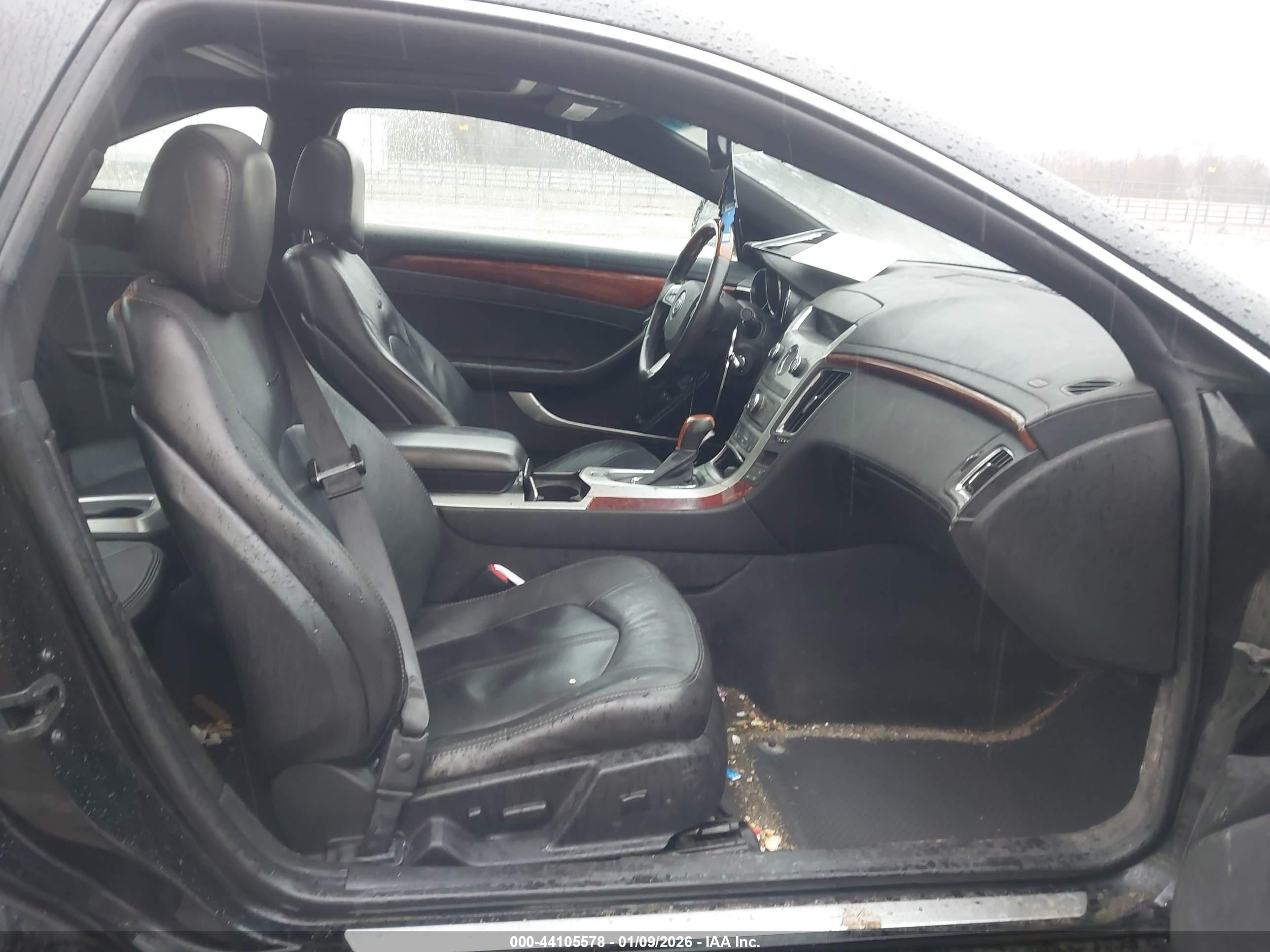 CADILLAC CTS image 5