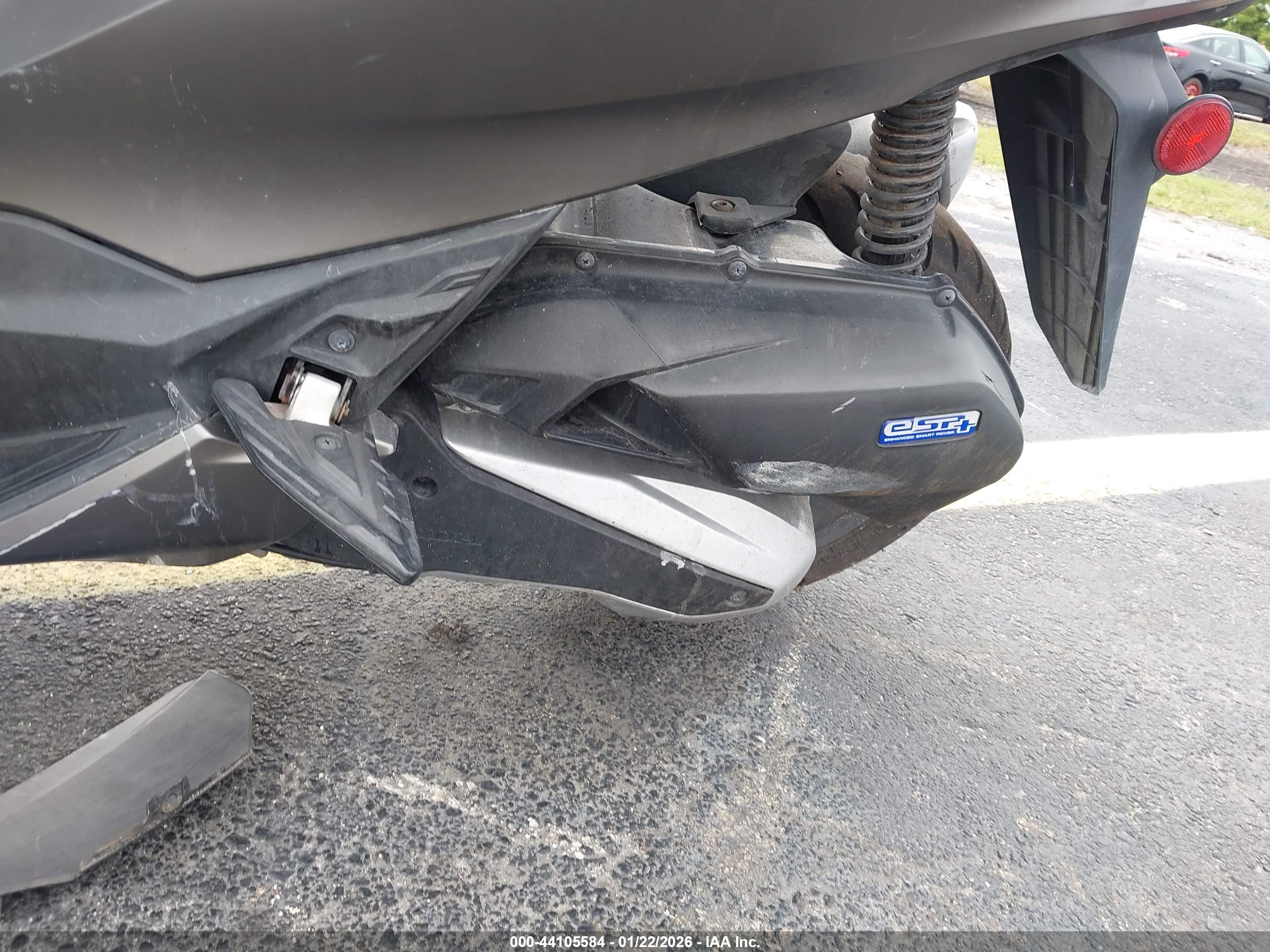 HONDA WW150 image 9