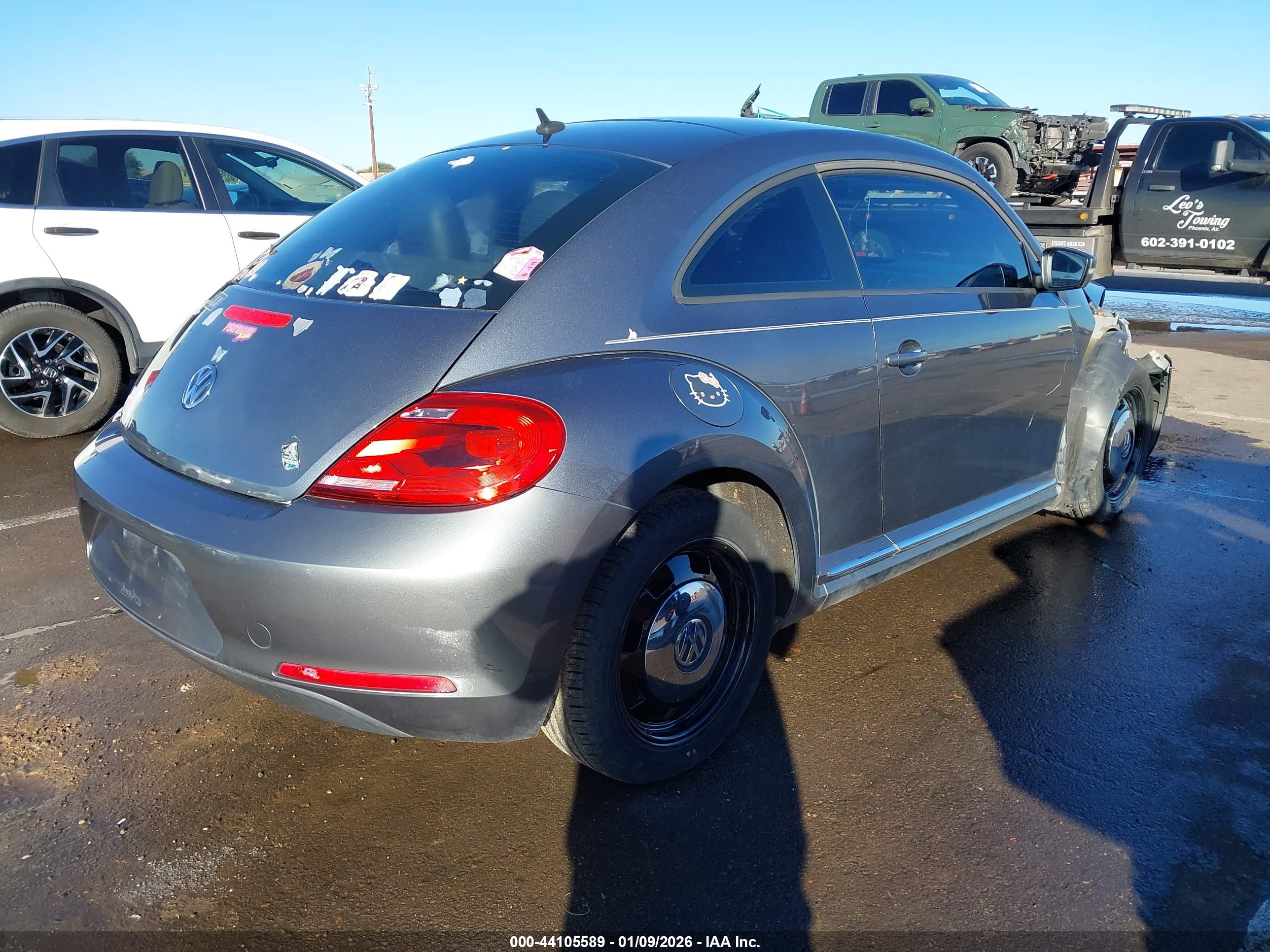 VOLKSWAGEN BEETLE image 4