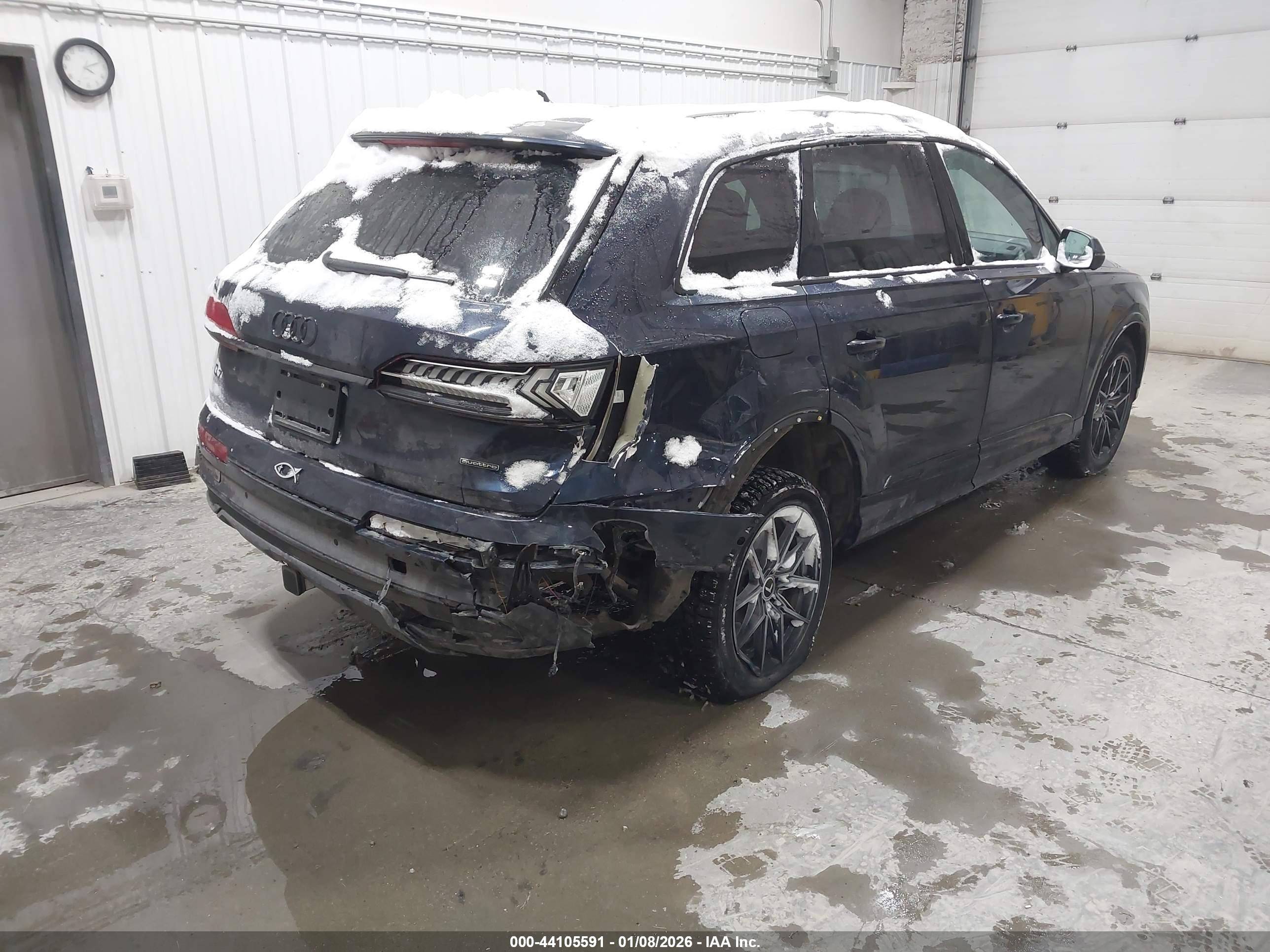 AUDI Q7 image 4
