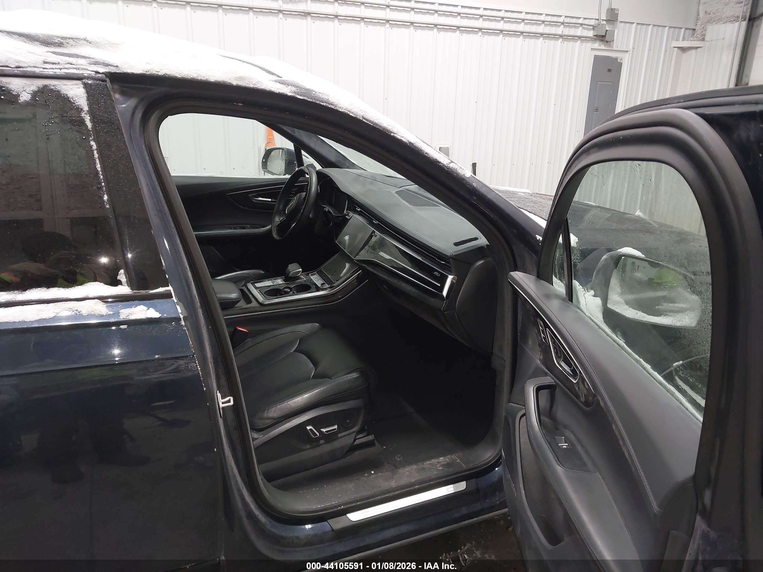 AUDI Q7 image 5