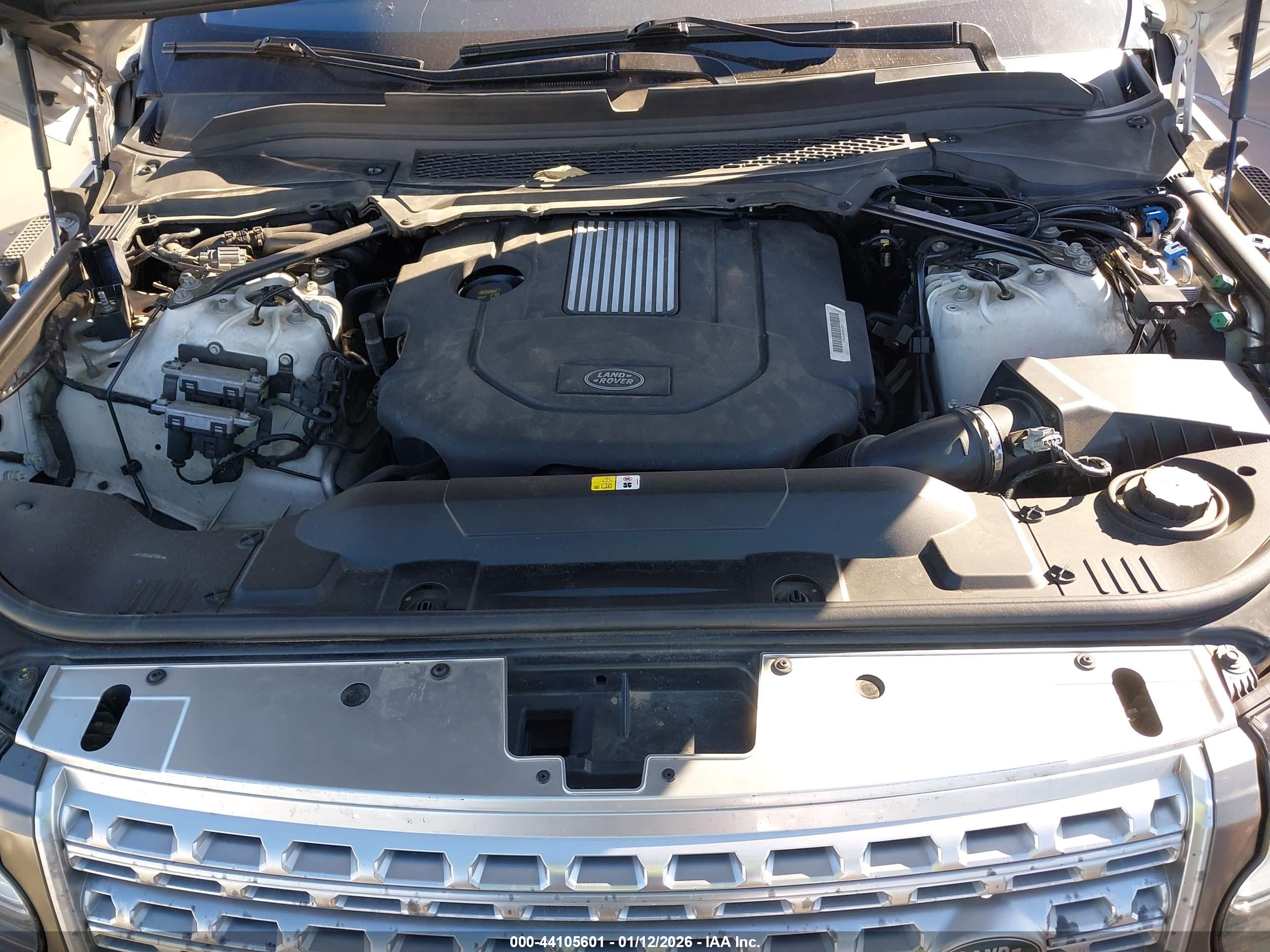 LAND ROVER image 10