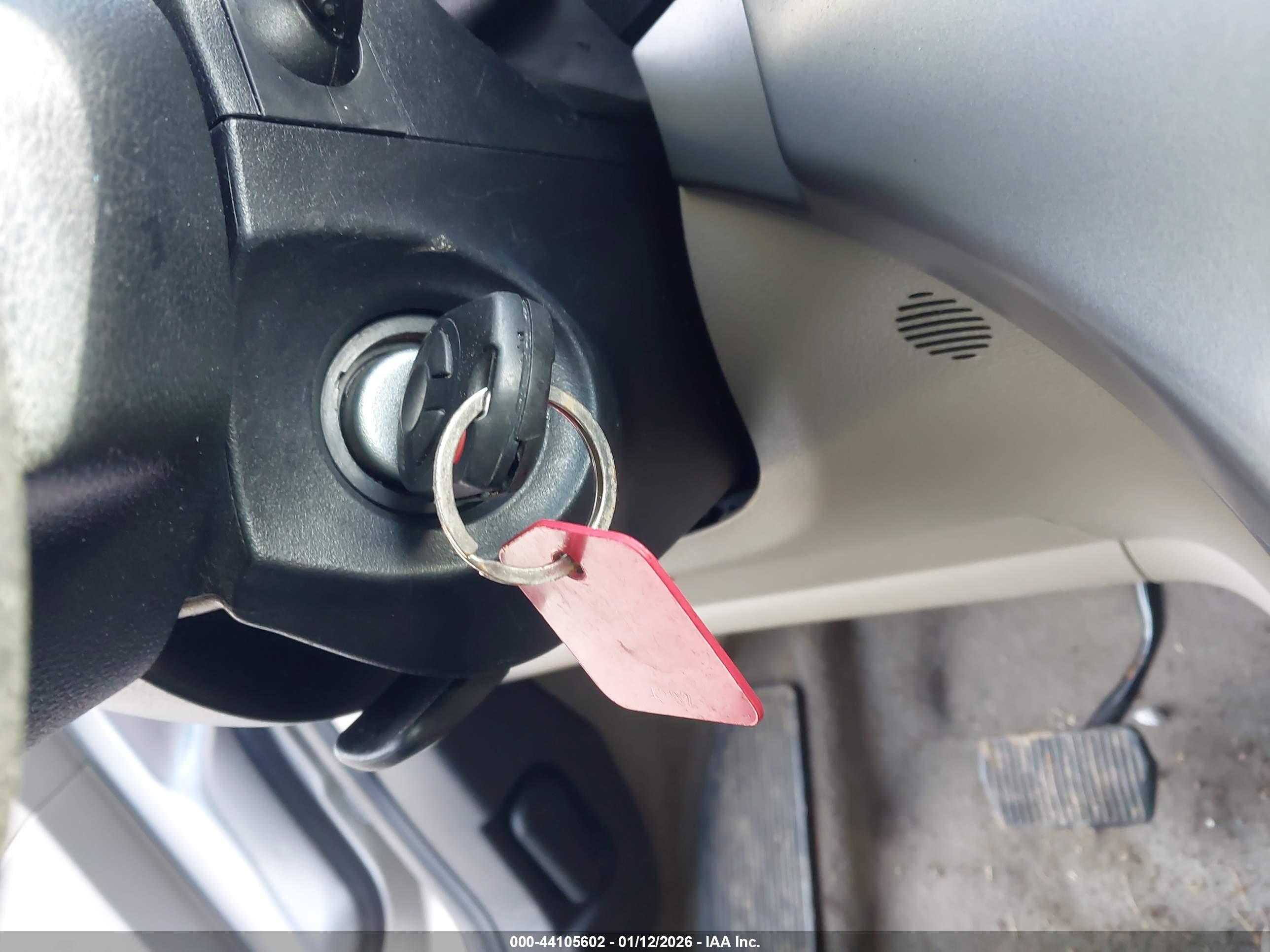 FORD ESCAPE image 11