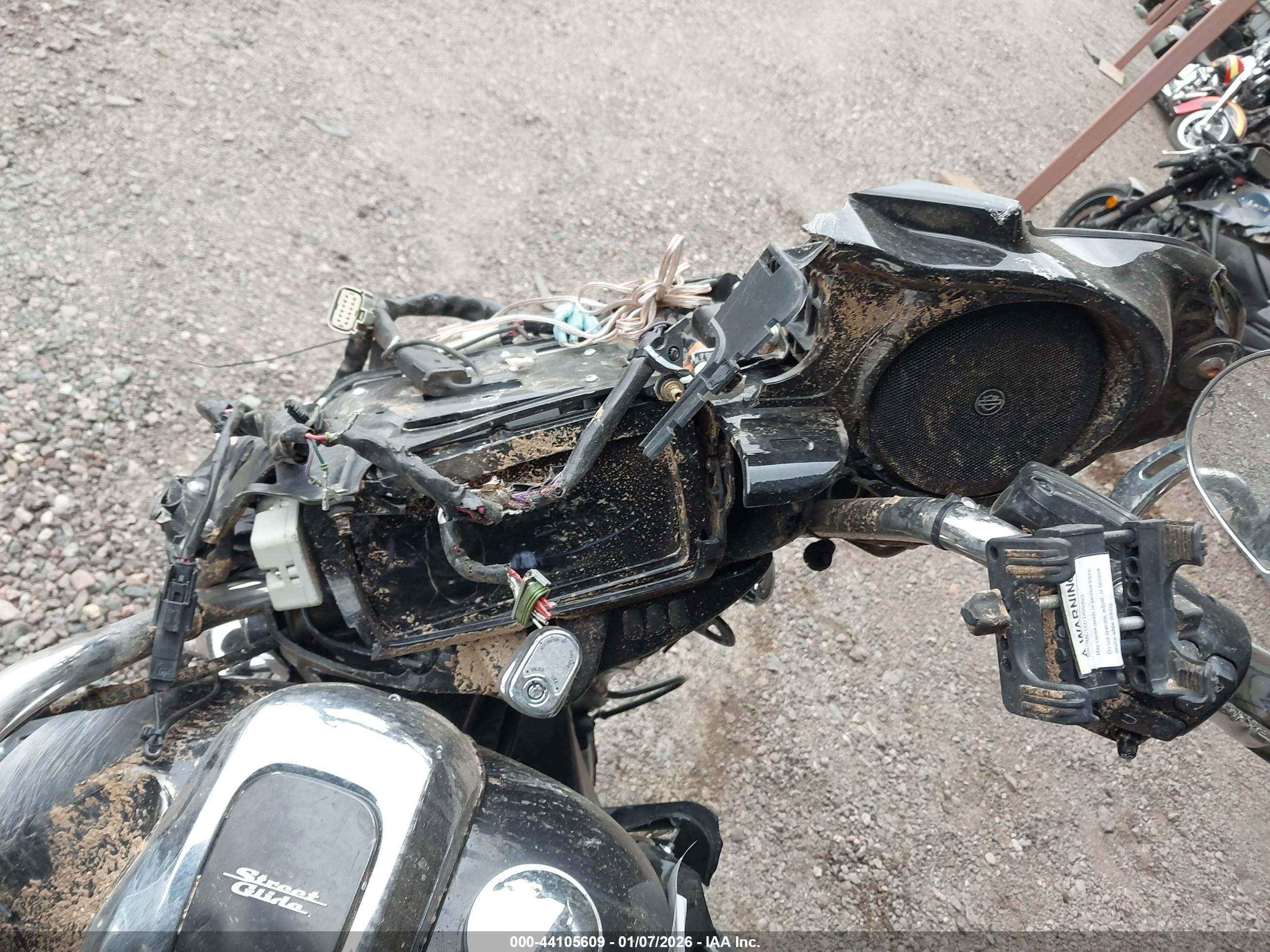 HARLEY-DAVIDSON FLHXS image 7