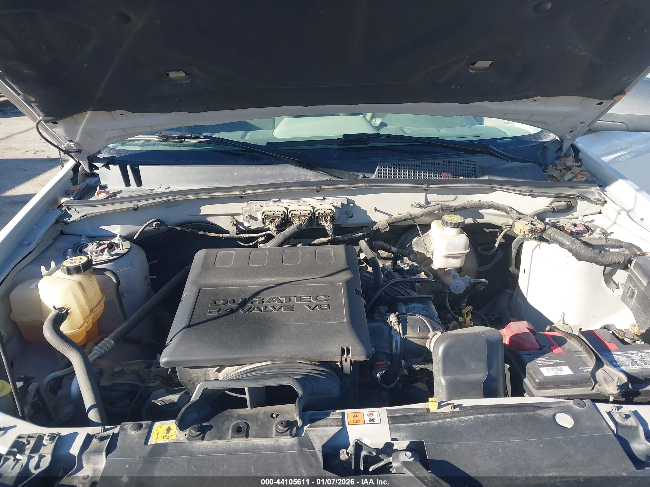 FORD ESCAPE image 10
