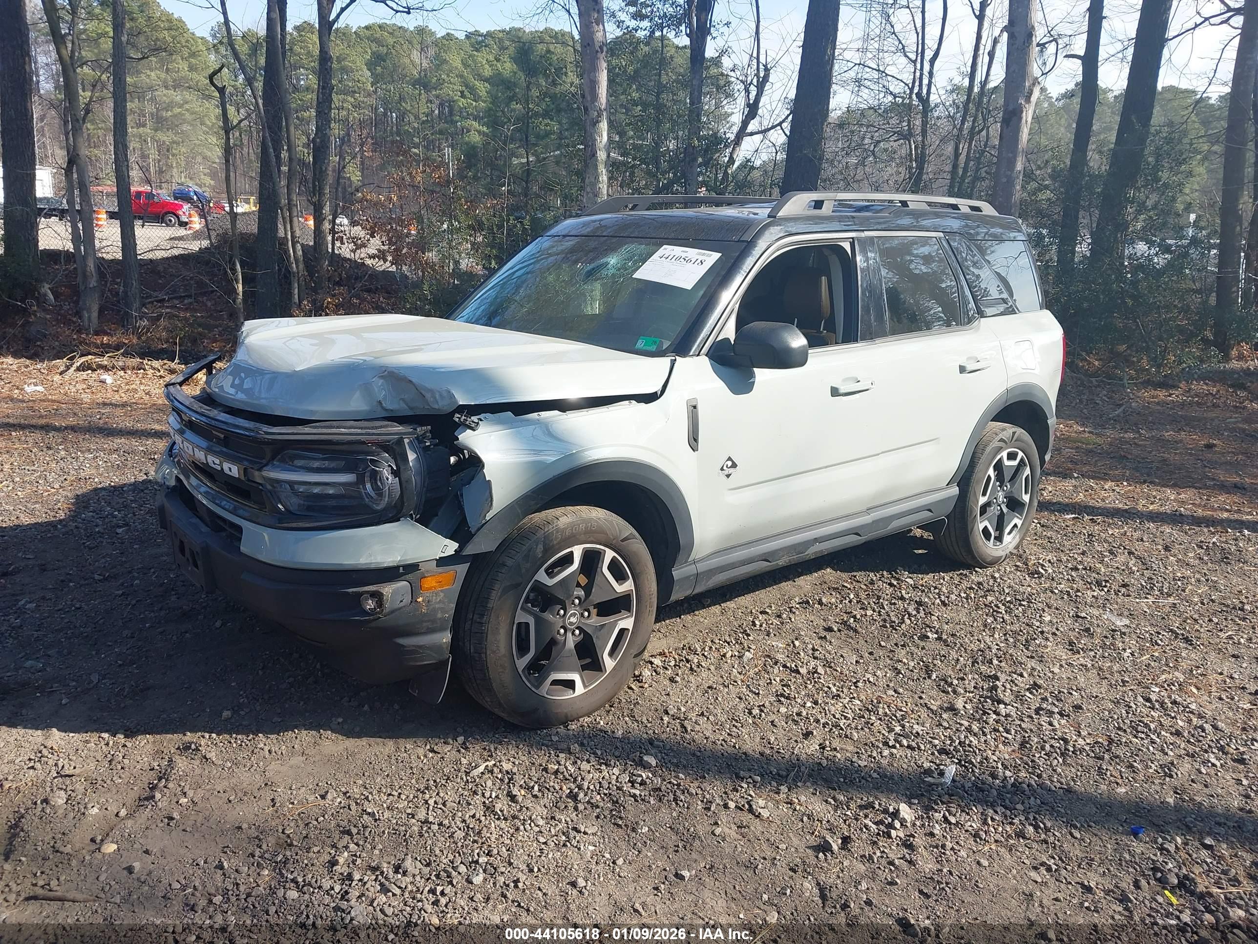 FORD BRONCO image 2