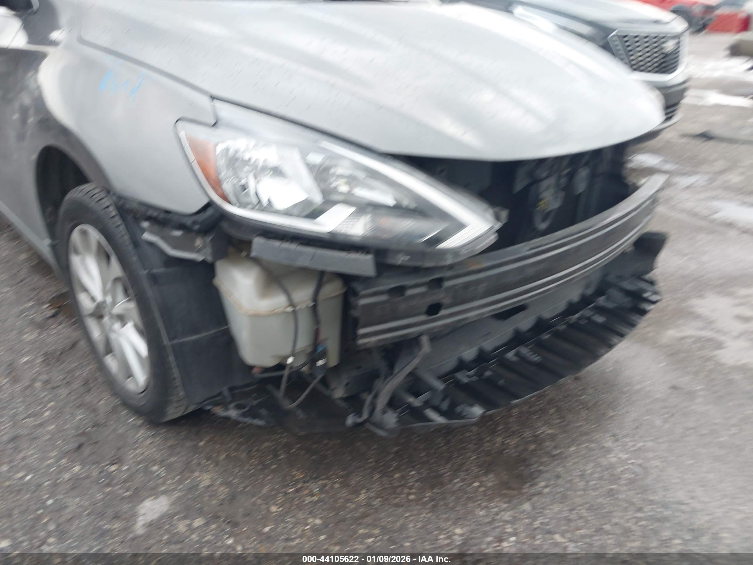 NISSAN SENTRA image 6