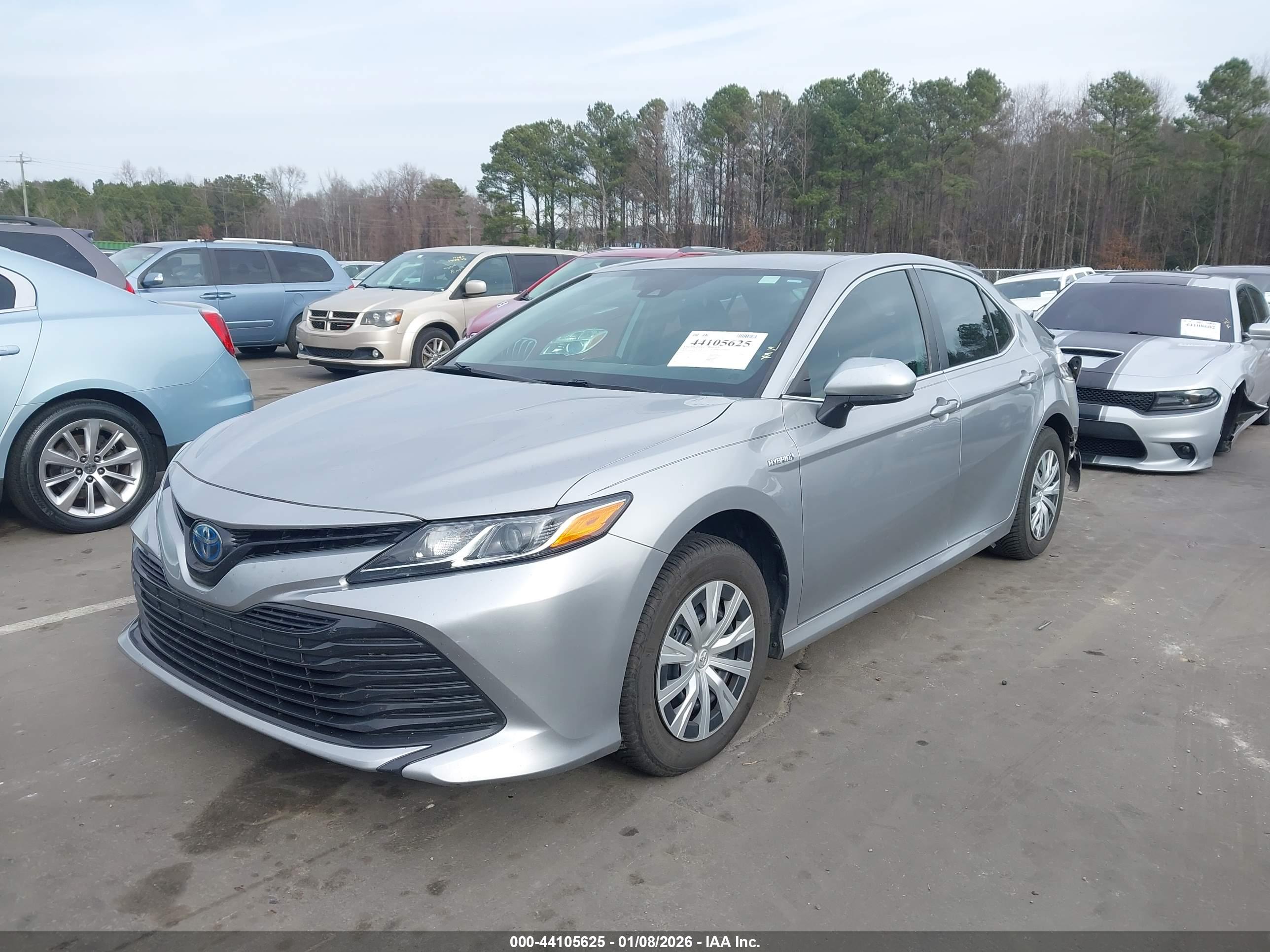 TOYOTA CAMRY image 2