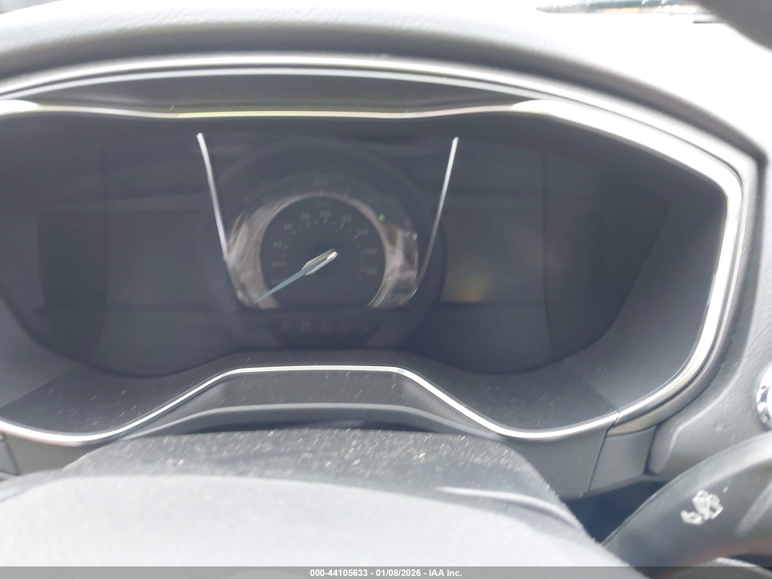 FORD FUSION image 7