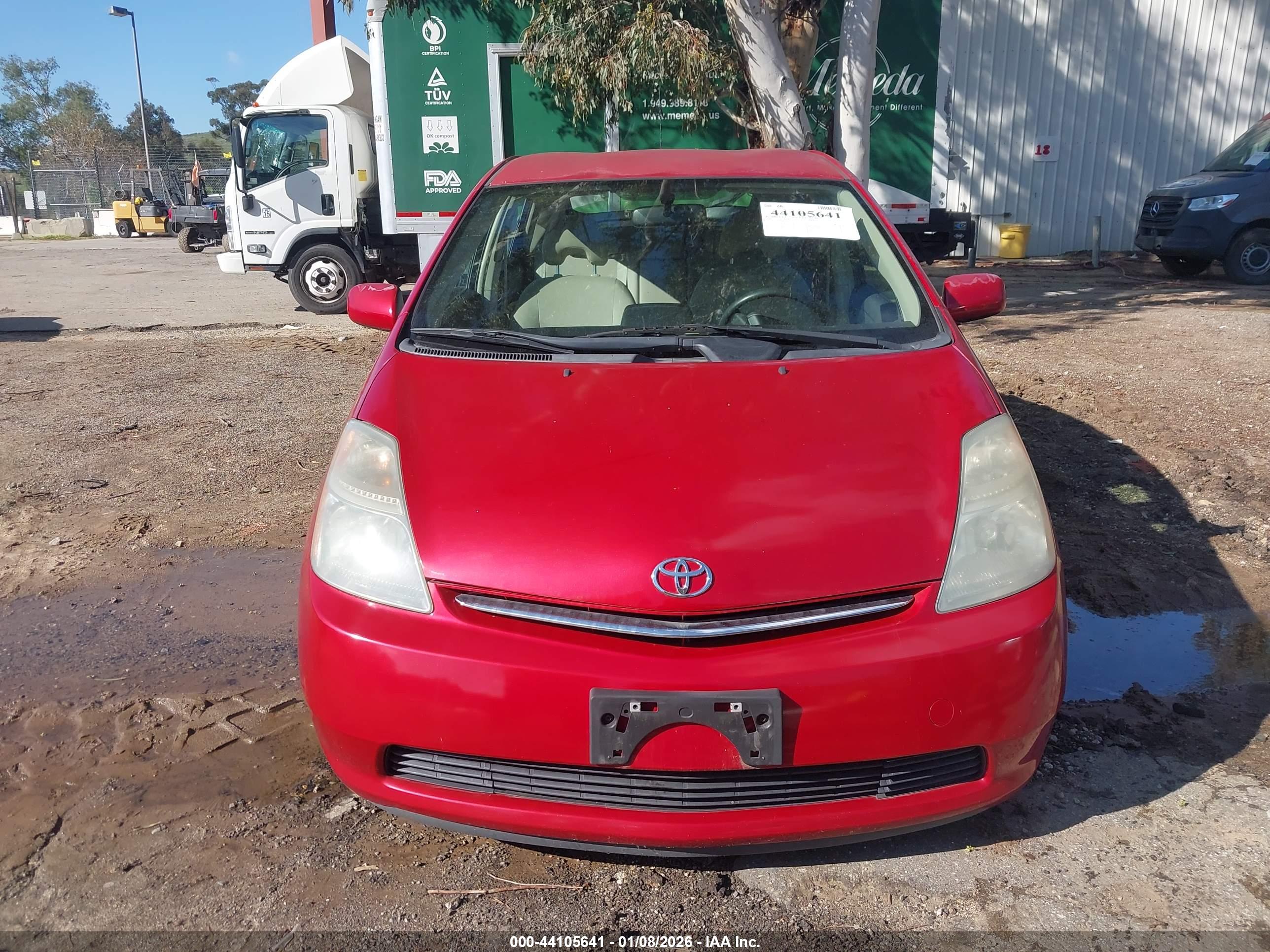 TOYOTA PRIUS image 6