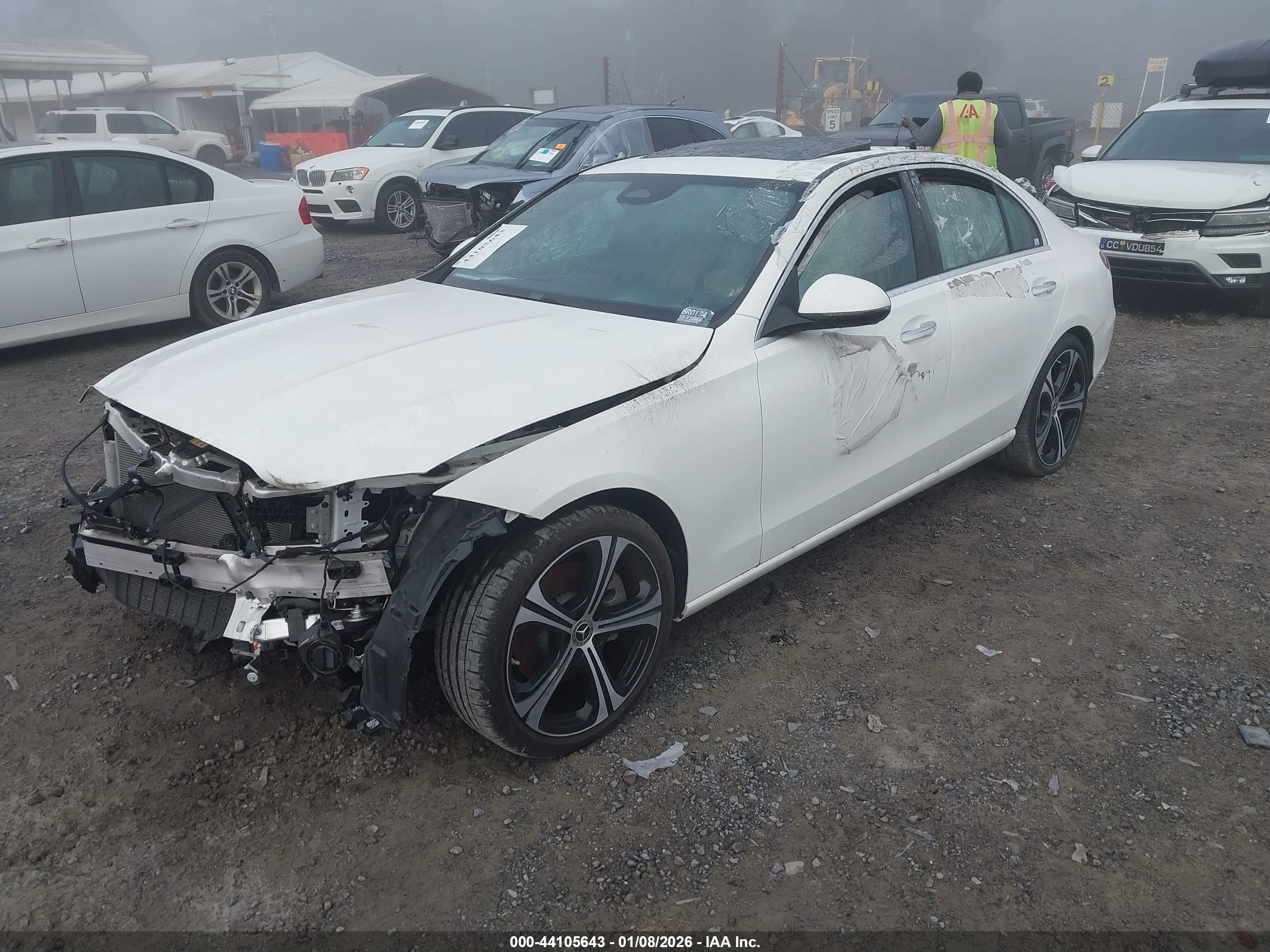 MERCEDES-BENZ C image 2