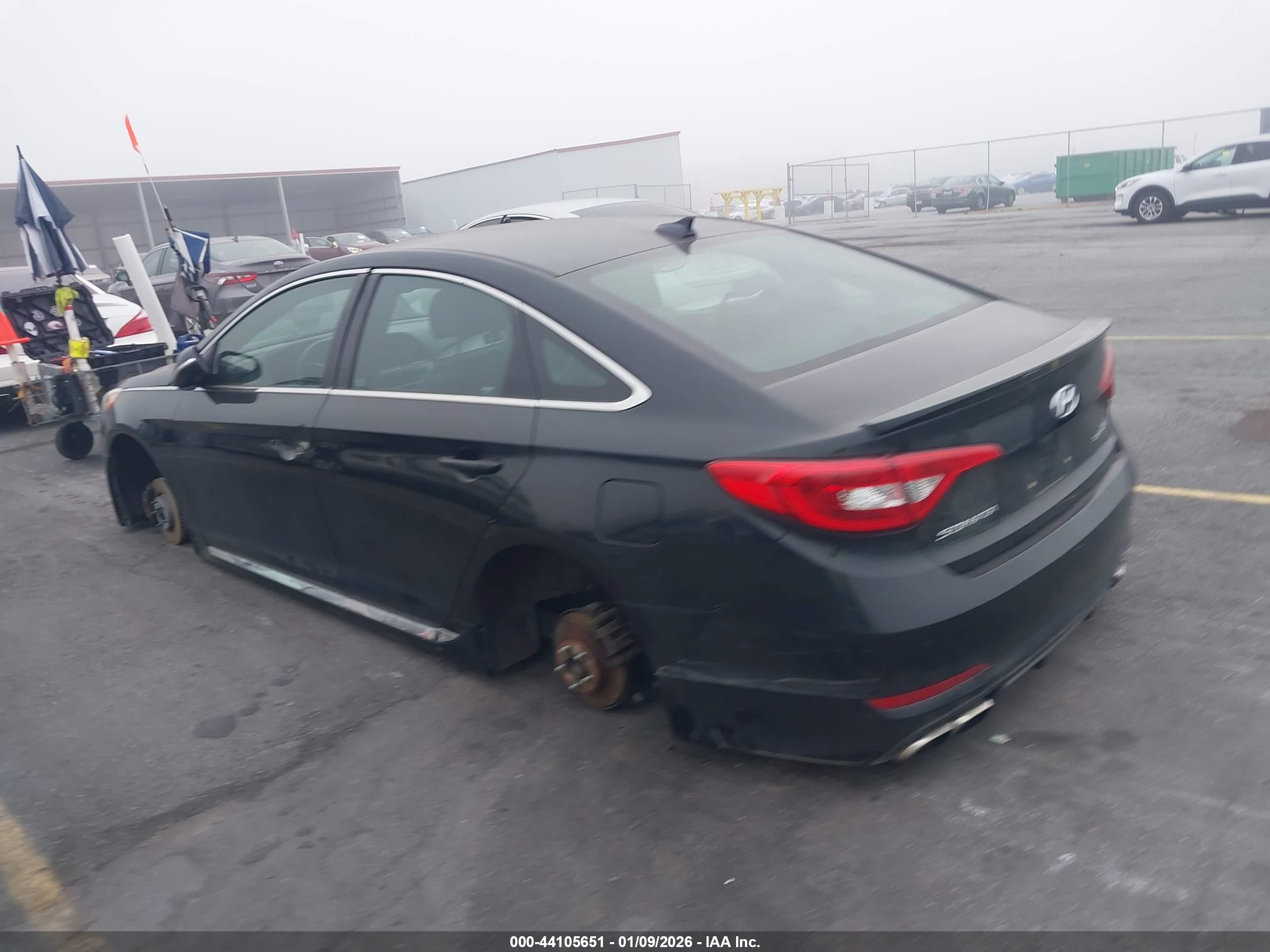 HYUNDAI SONATA image 3