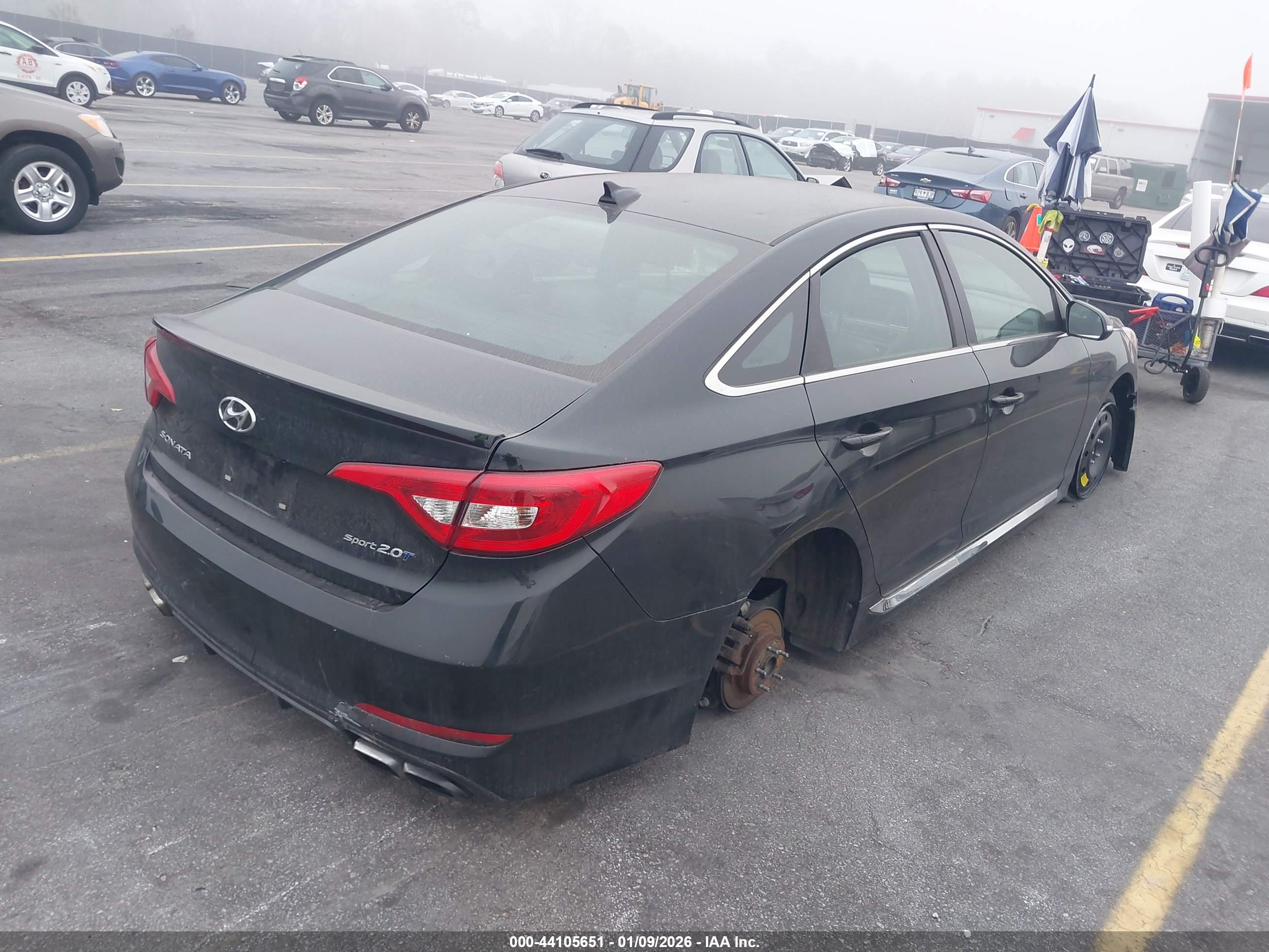 HYUNDAI SONATA image 4
