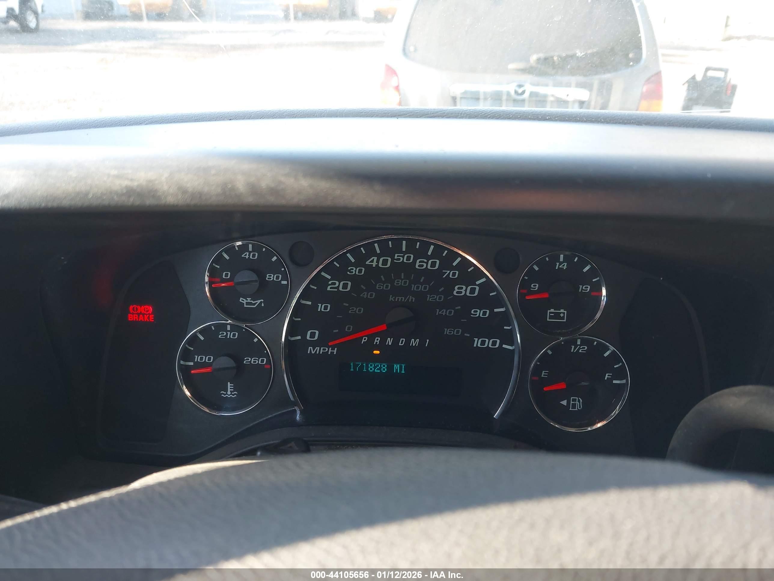 CHEVROLET EXPRESS image 7