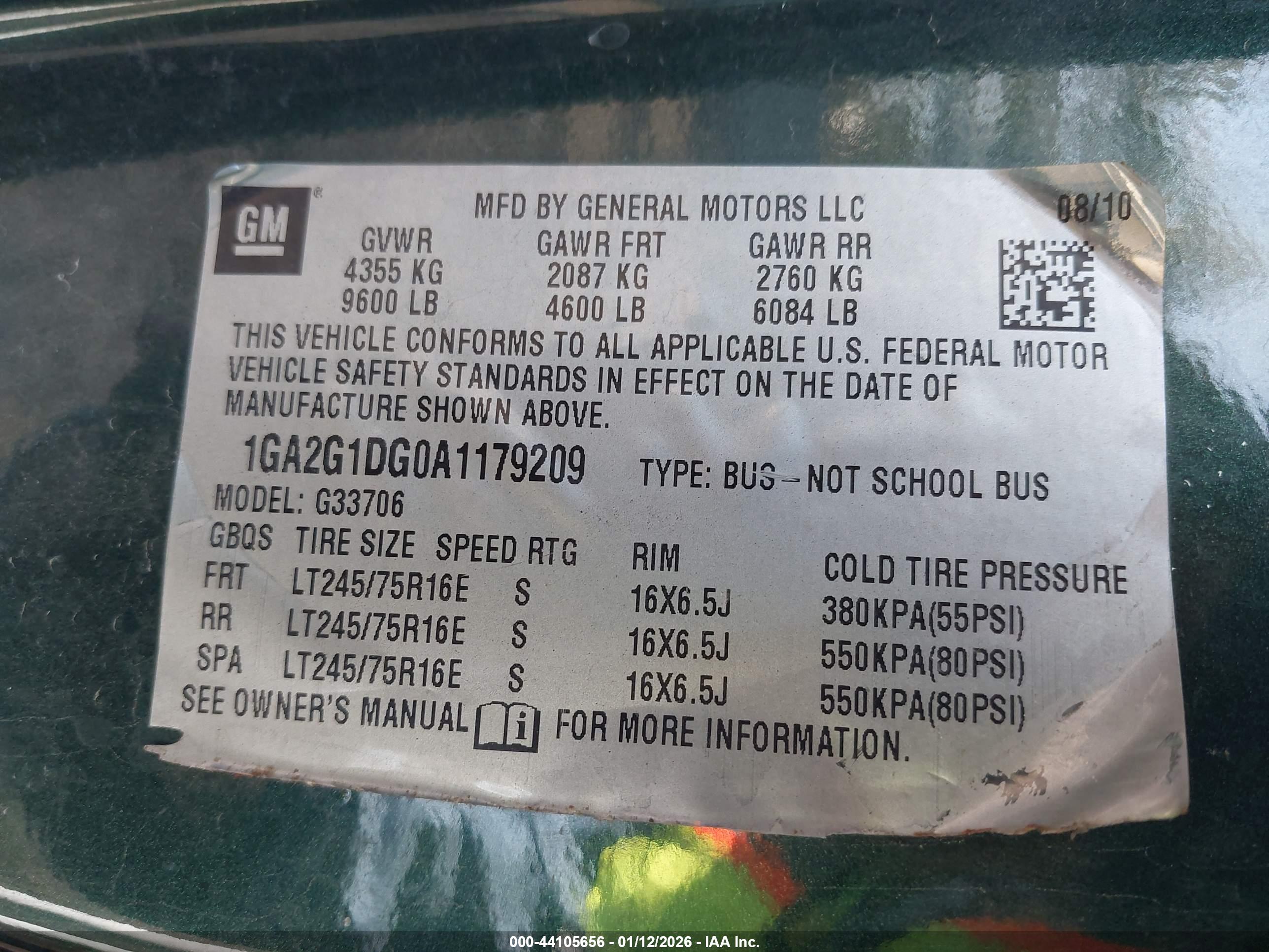 CHEVROLET EXPRESS image 9