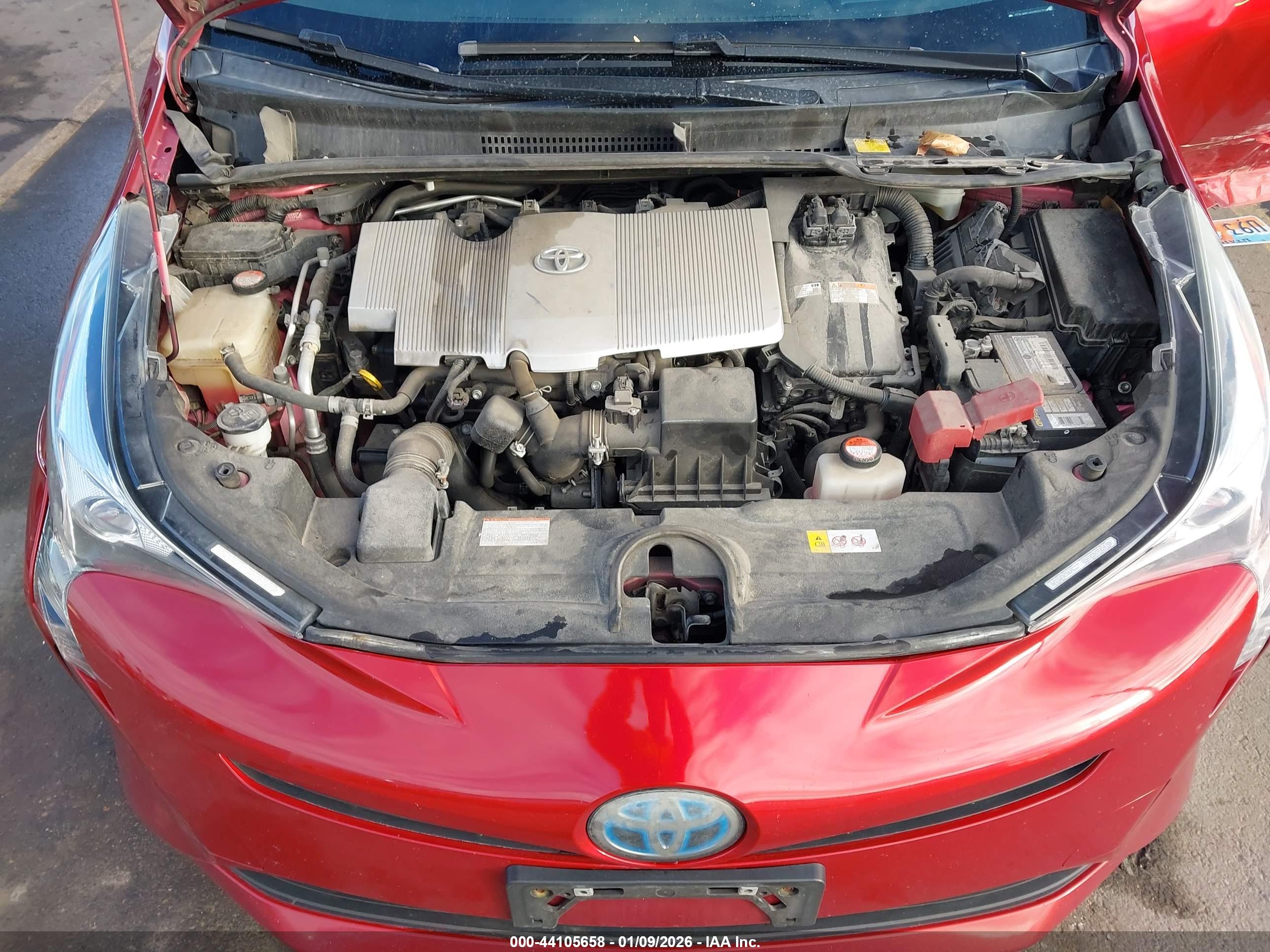 TOYOTA PRIUS image 10