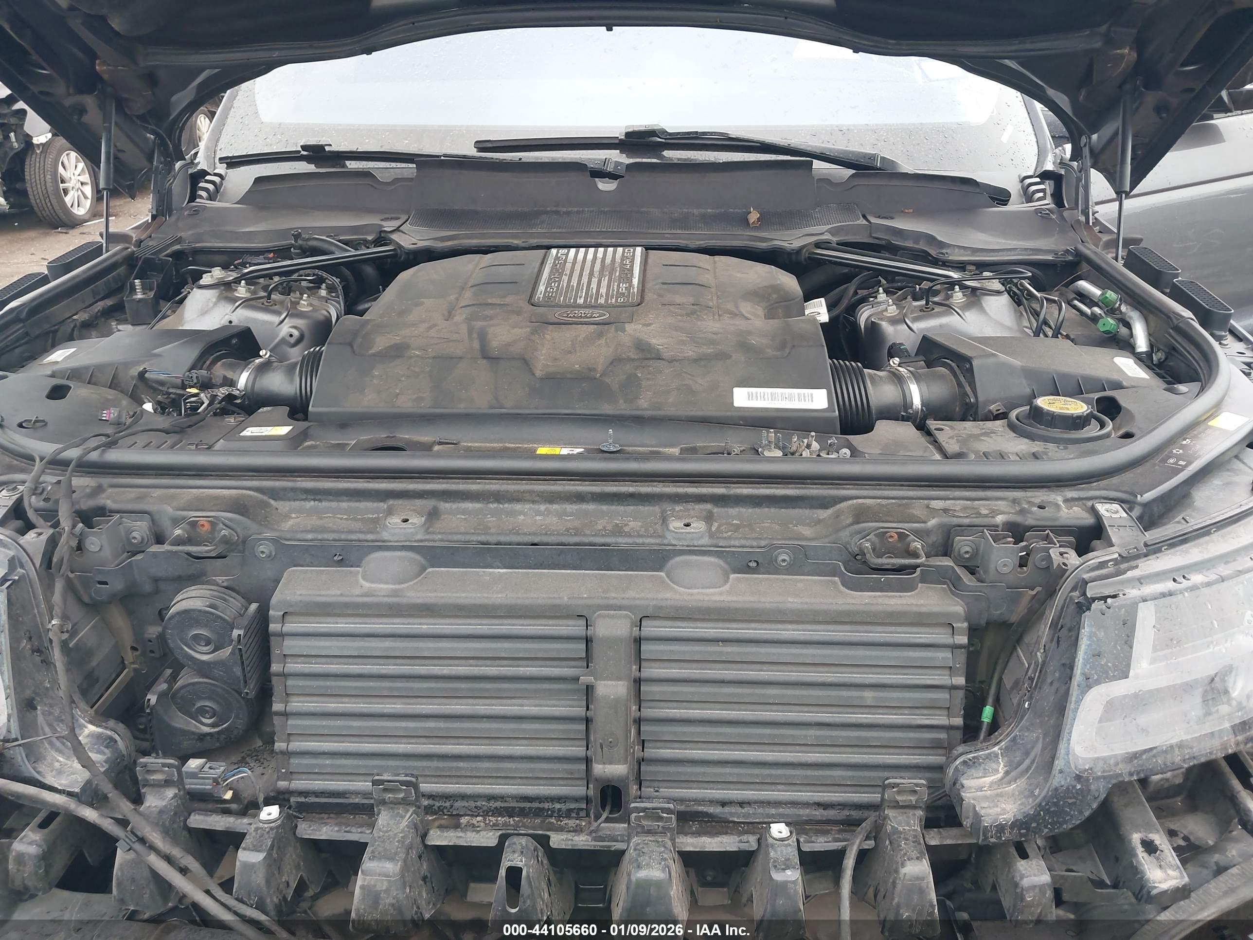 LAND ROVER image 10