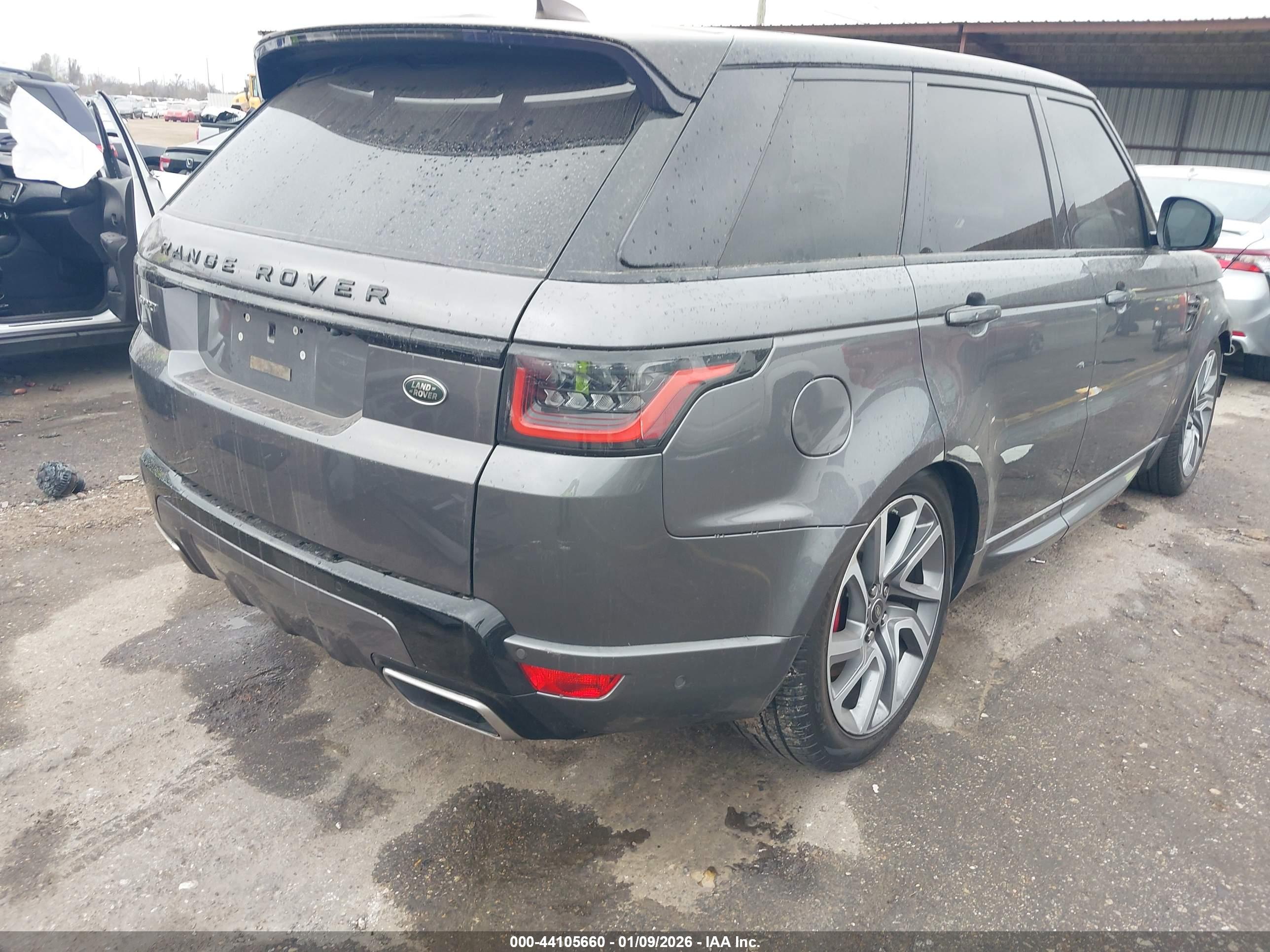 LAND ROVER image 4
