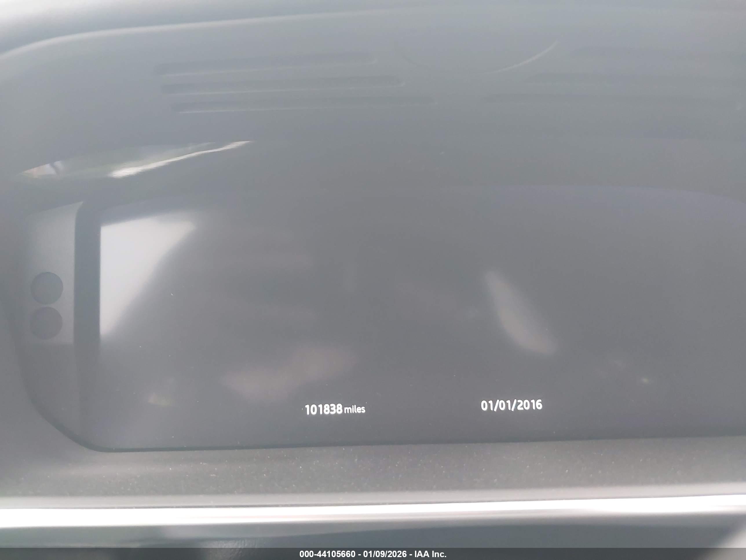 LAND ROVER image 7