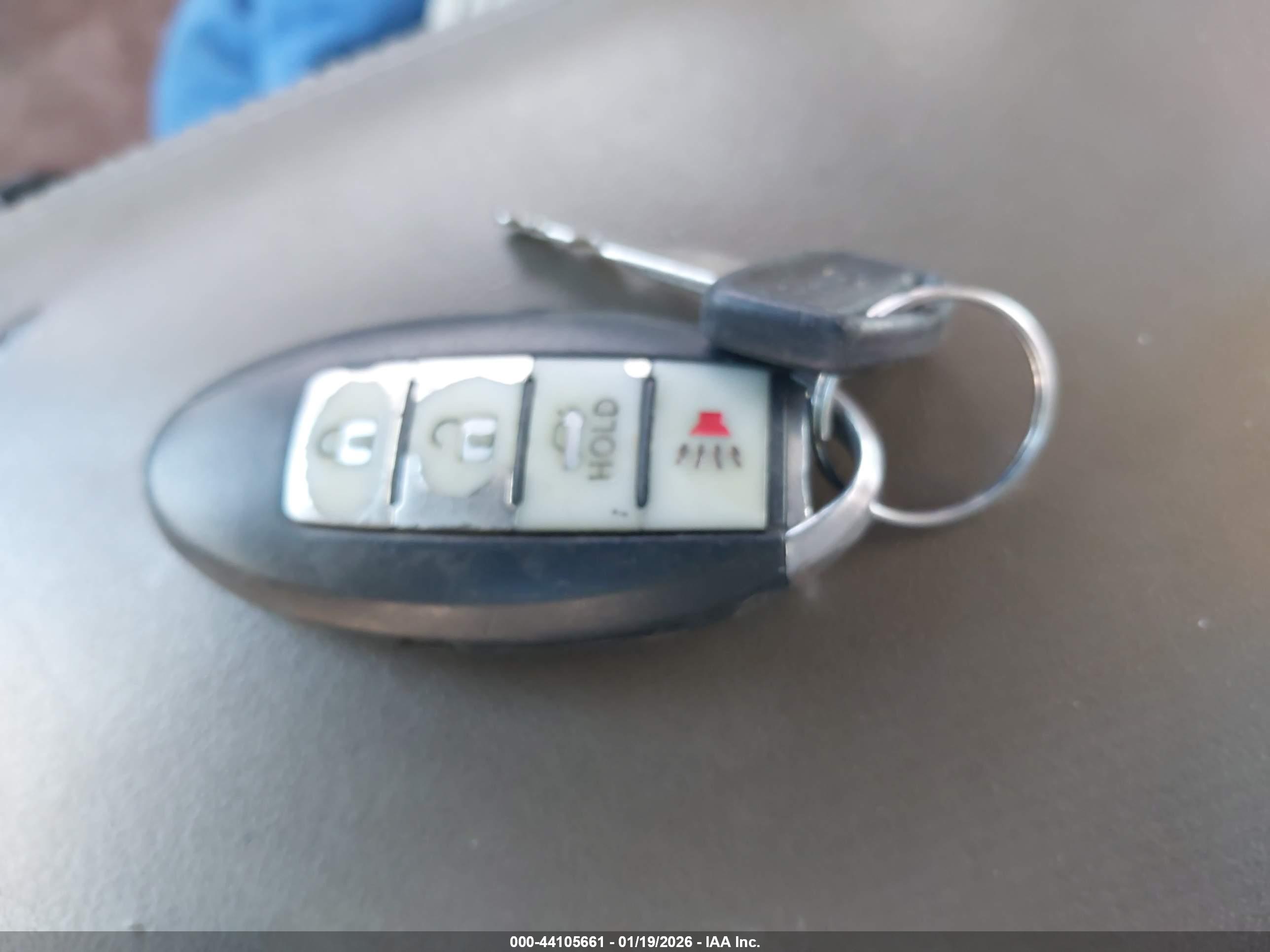 INFINITI G37 image 11
