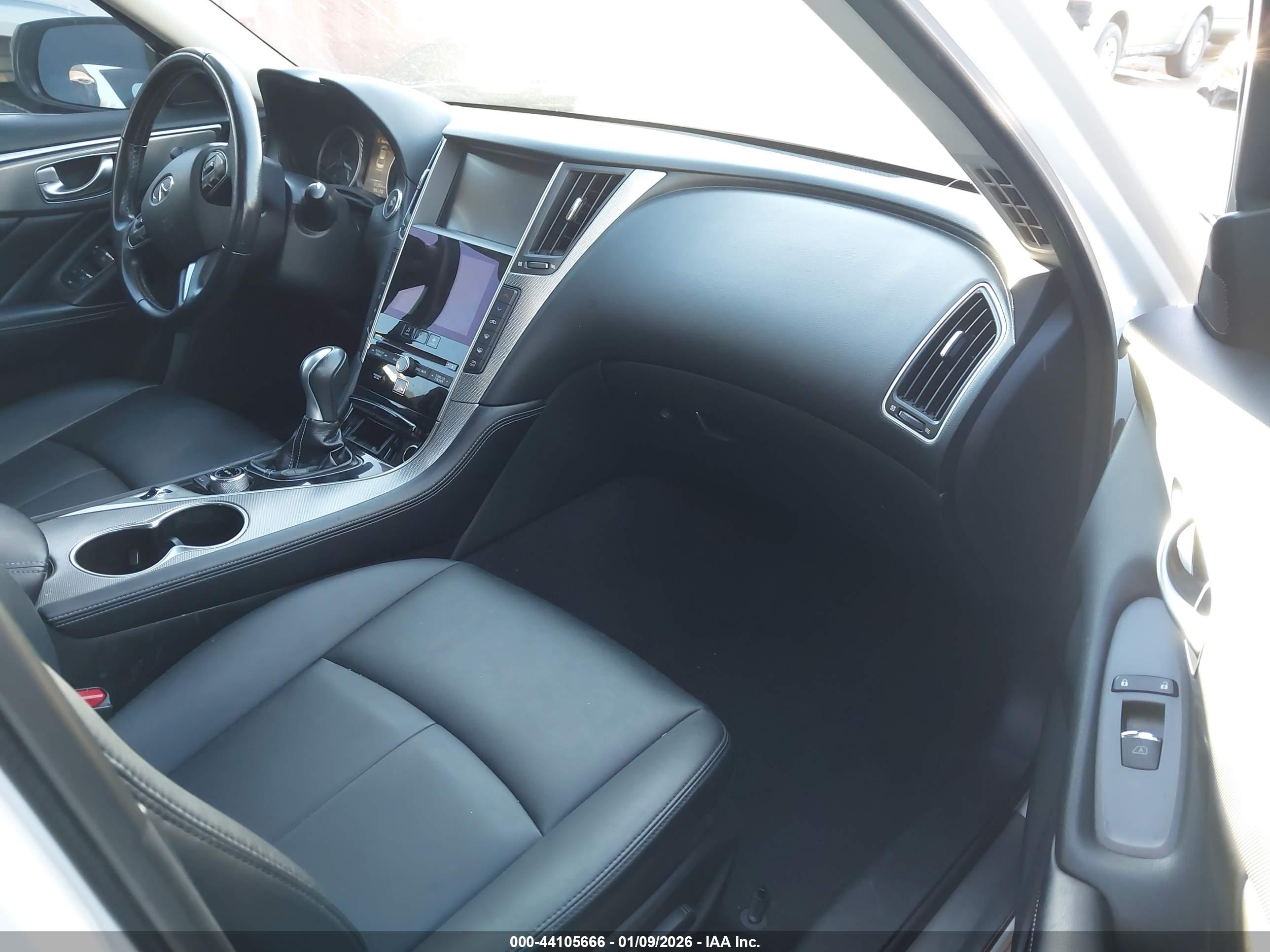 INFINITI Q50 image 5