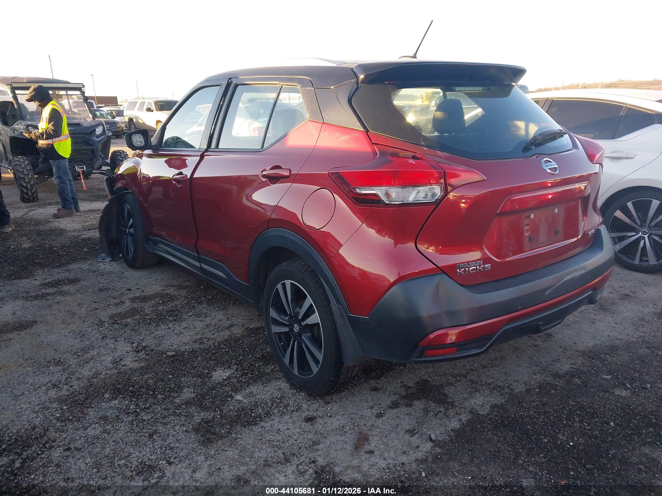 NISSAN KICKS image 3